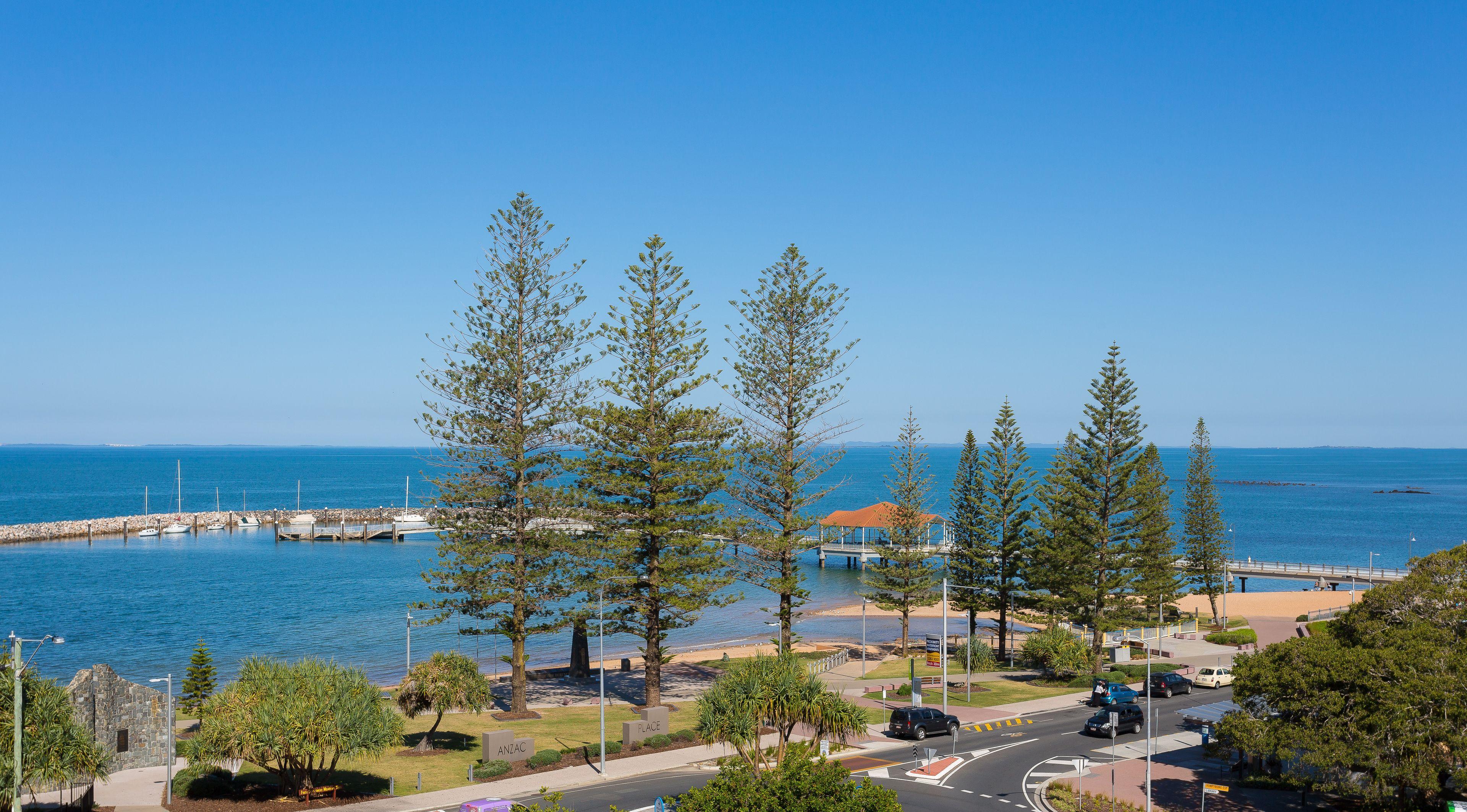 Proximity Waterfront Aparthotel