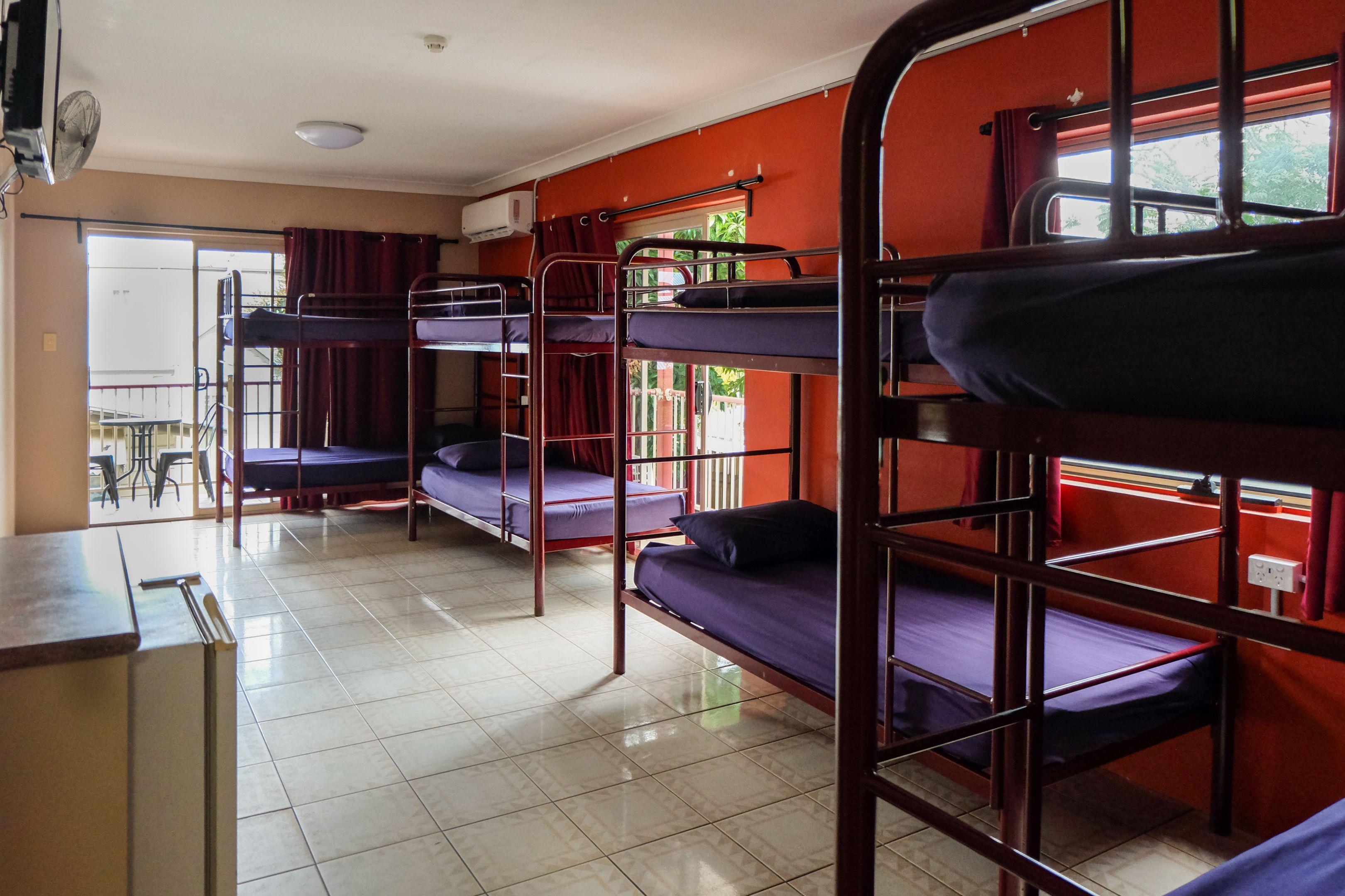 Hotel Brisbane Backpackers Resort - Hostel