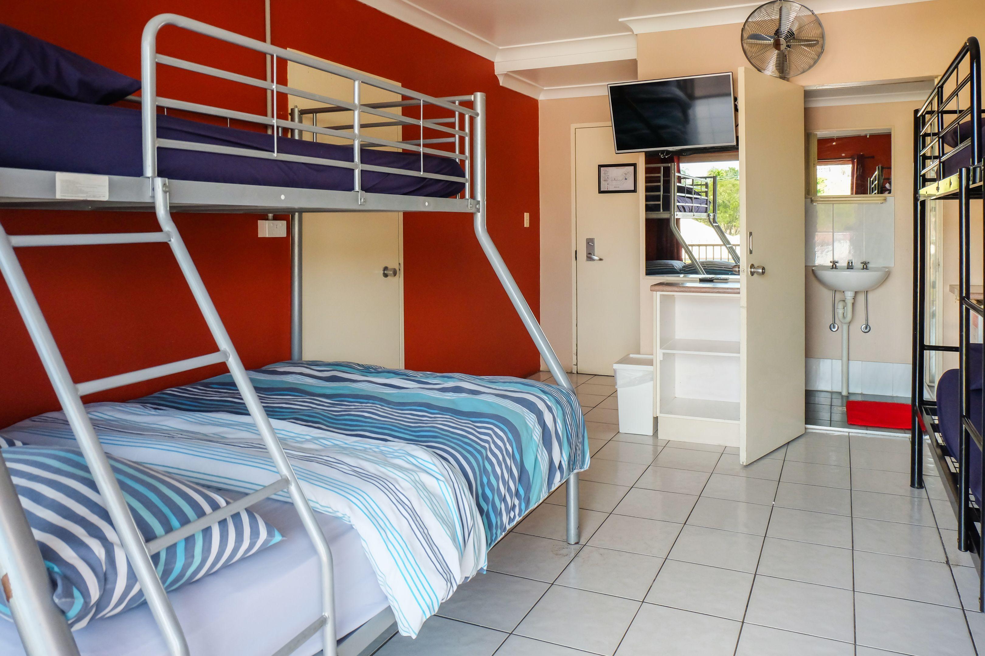 Brisbane Backpackers Resort - Hostel 2*