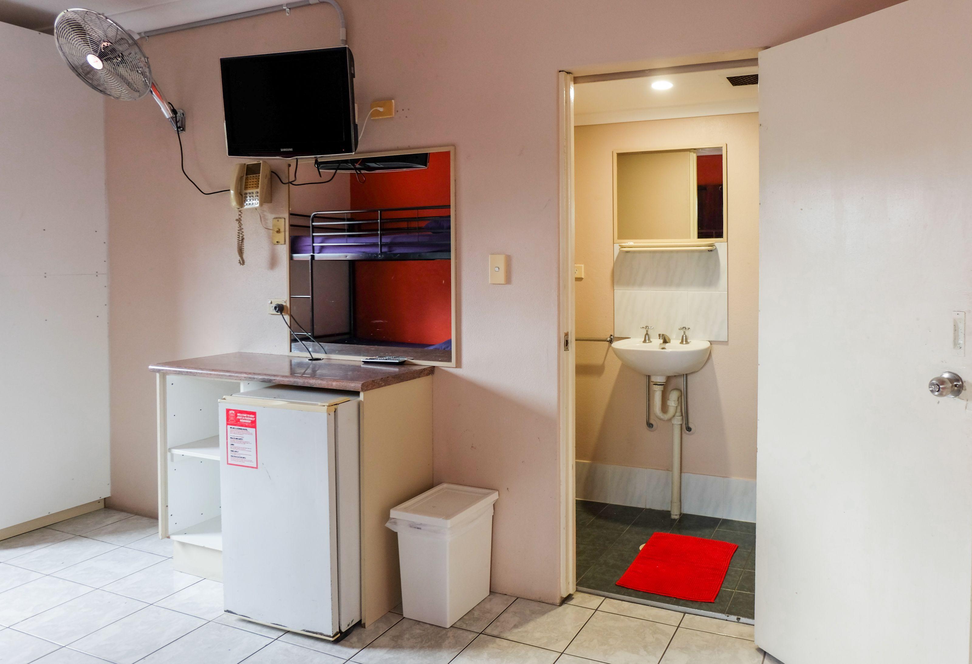 Brisbane Backpackers Resort - Hostel 2*