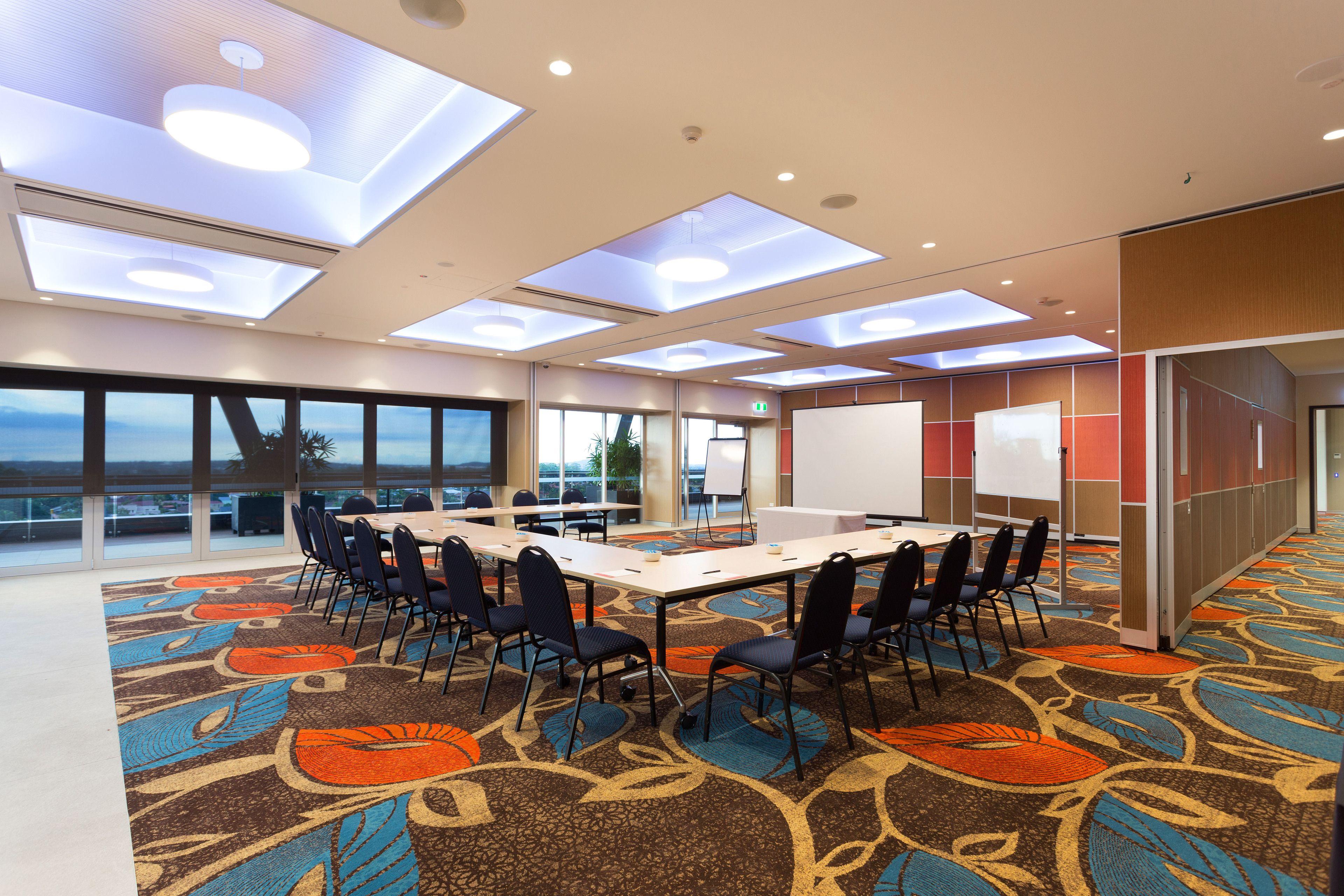 Hotel Calamvale And Conference Centre Brisbane