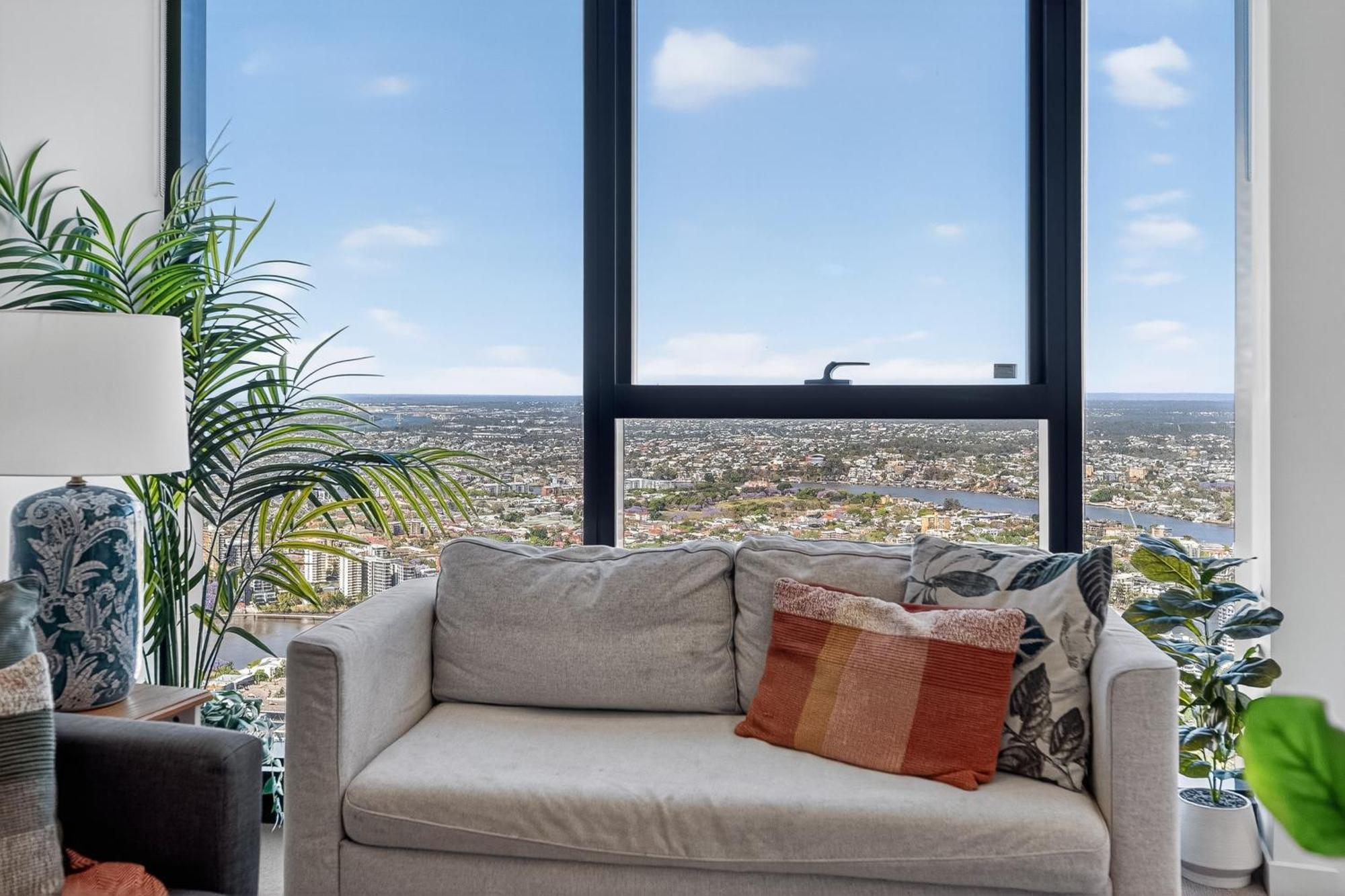 Oasis Retreat On Level 71 In Skytower Apartment *