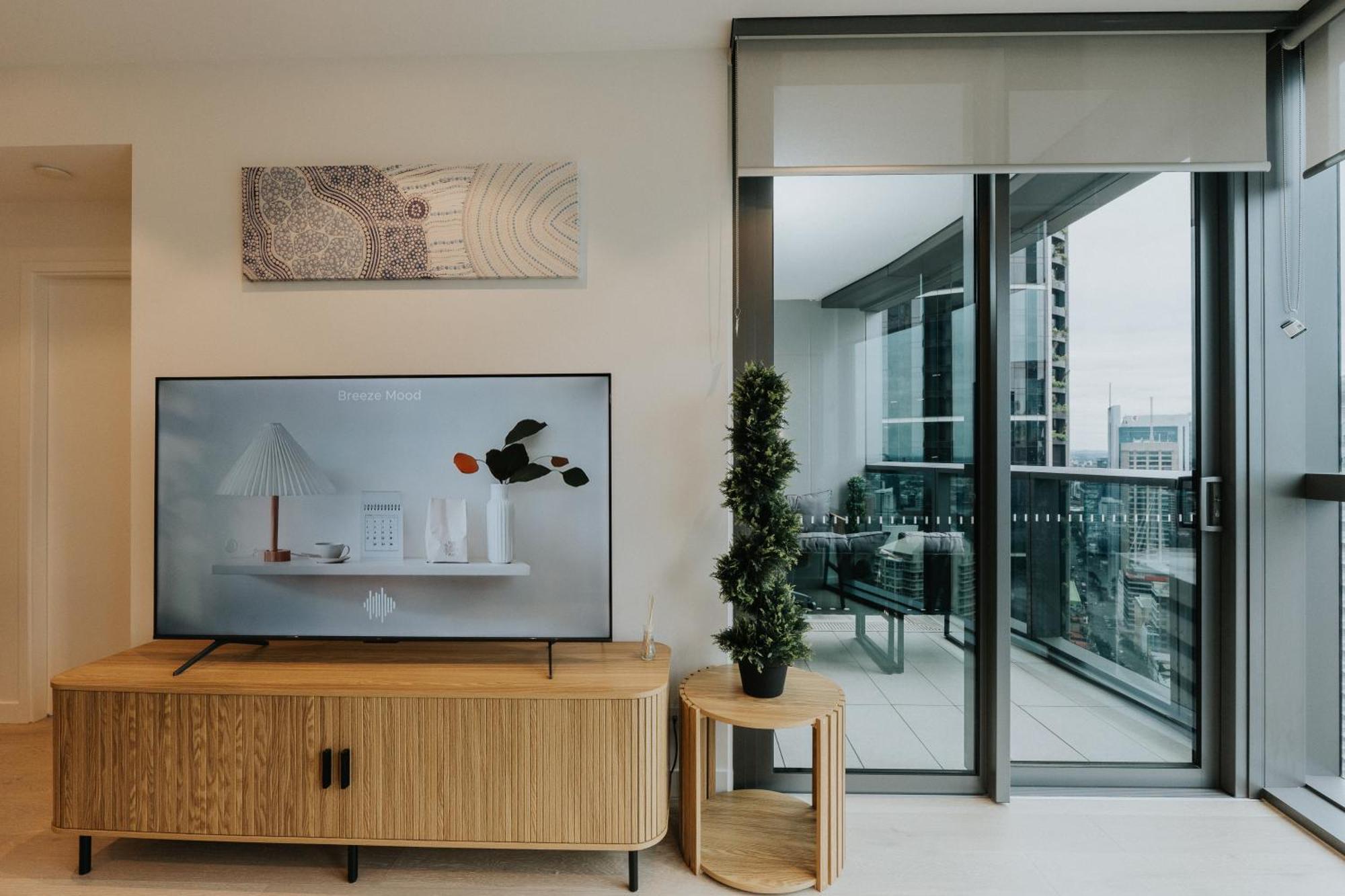 Nooon Qw - Managed By The Nooon