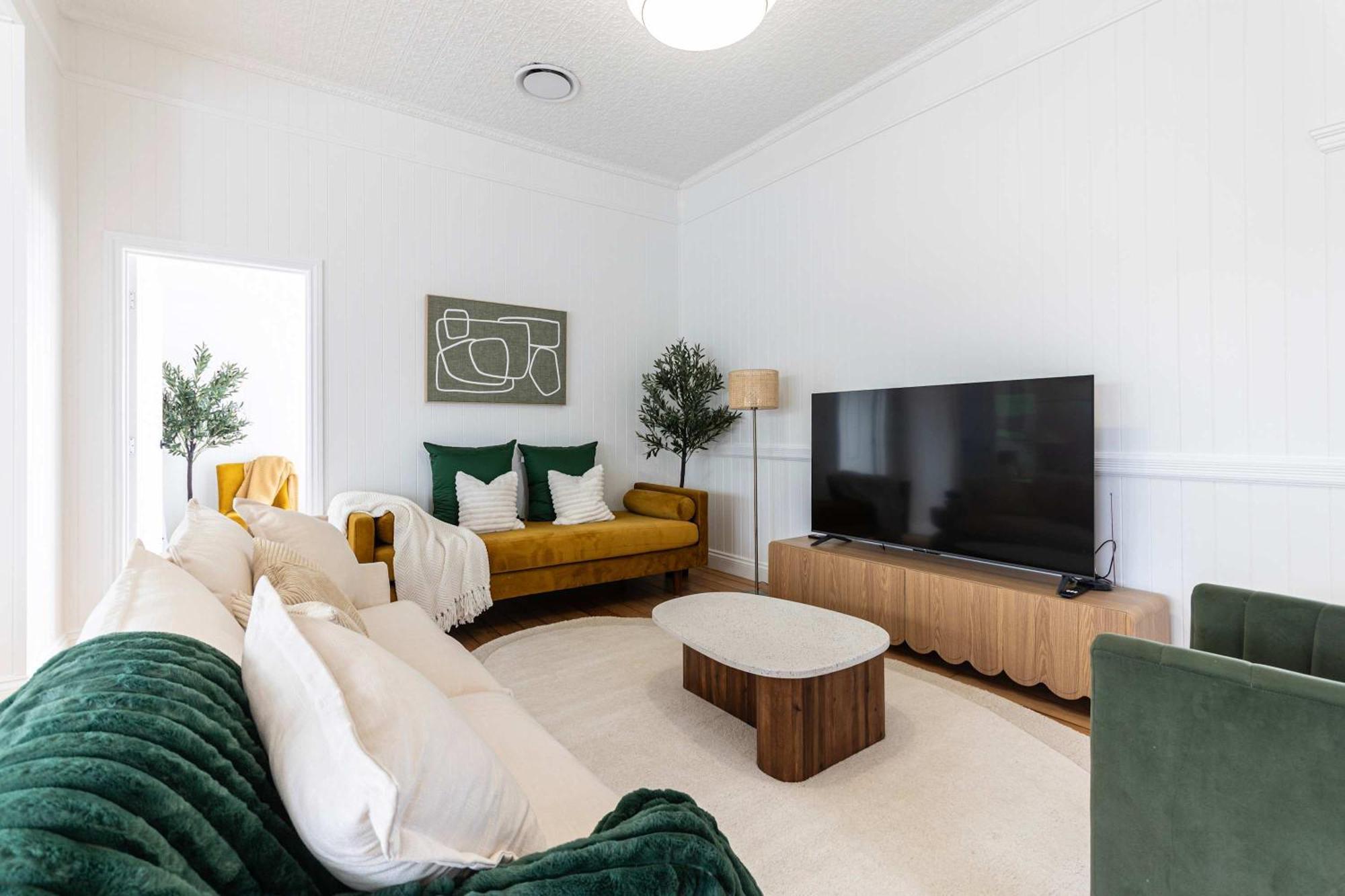 Holiday home Heart Of Milton 4b2b Ac 2tvs Private Parking Walk To Suncorp Stadium