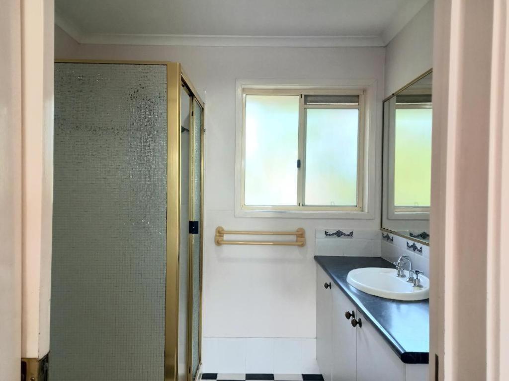 Air Conditioned Floral Youth Backpacker And House