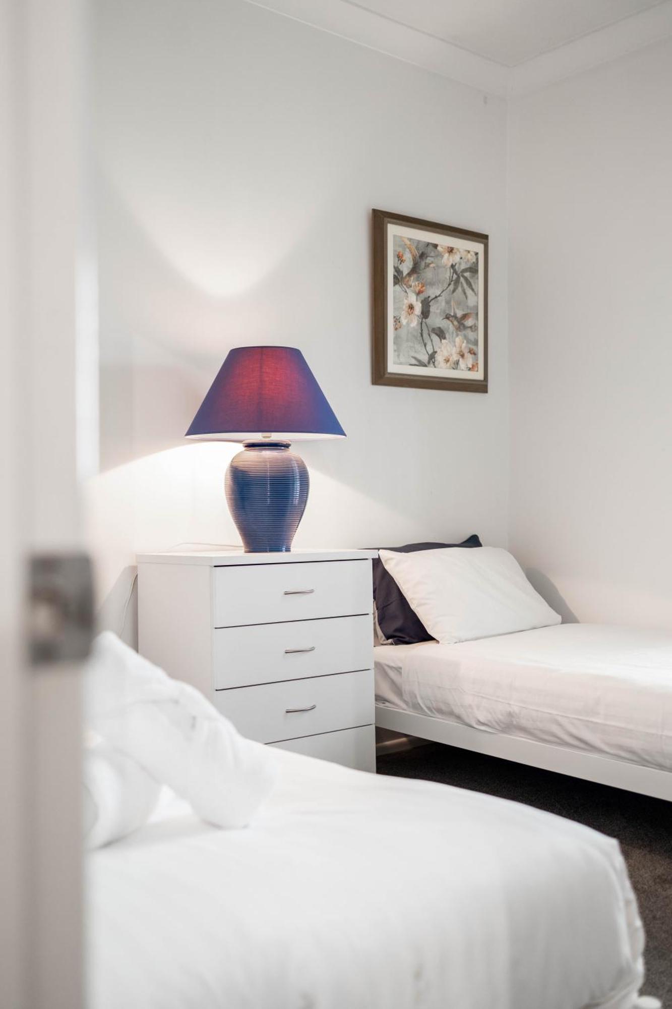 Bird And Leaf * Brisbane