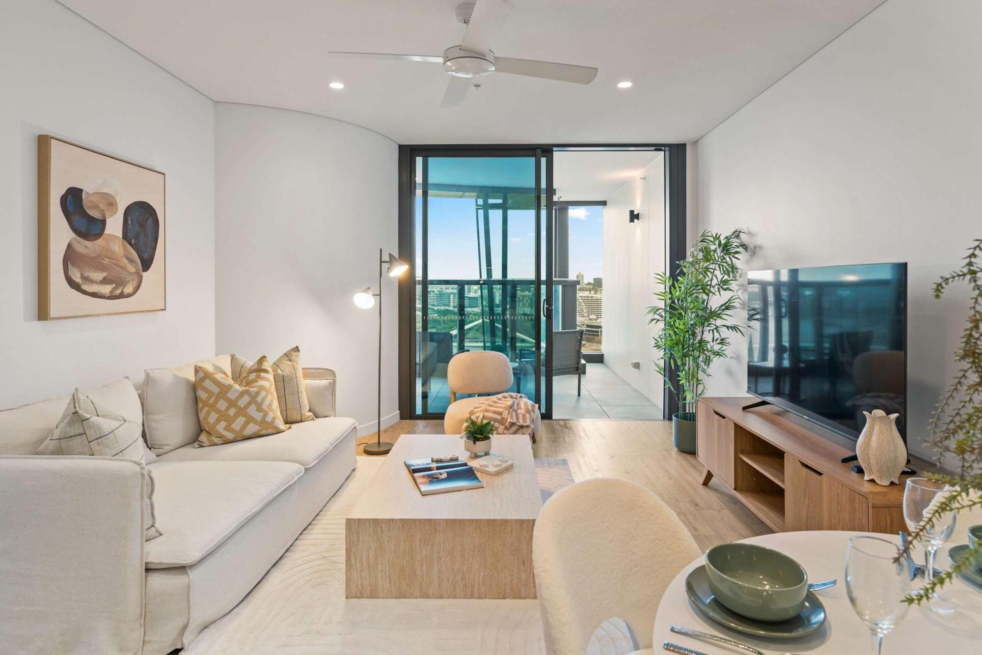 2br River And Fireworks View *