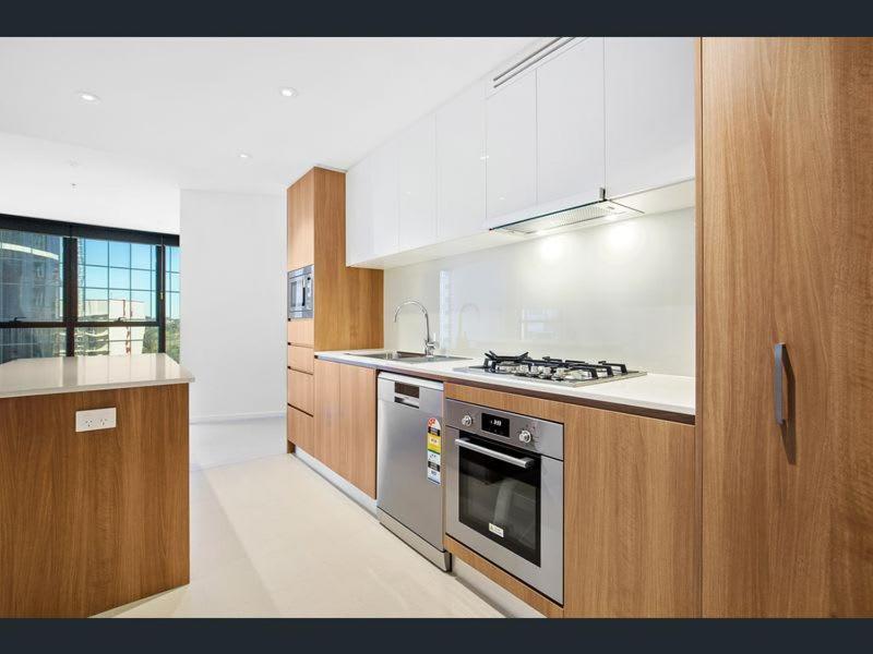 Apartment Luxury In Skytower By Stylish Brisbane