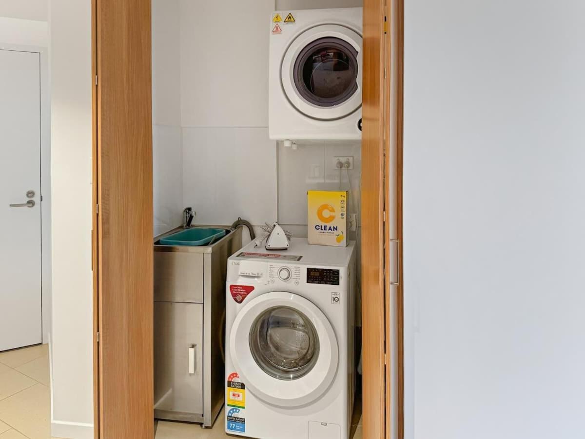 Luxury In Skytower By Stylish * Brisbane