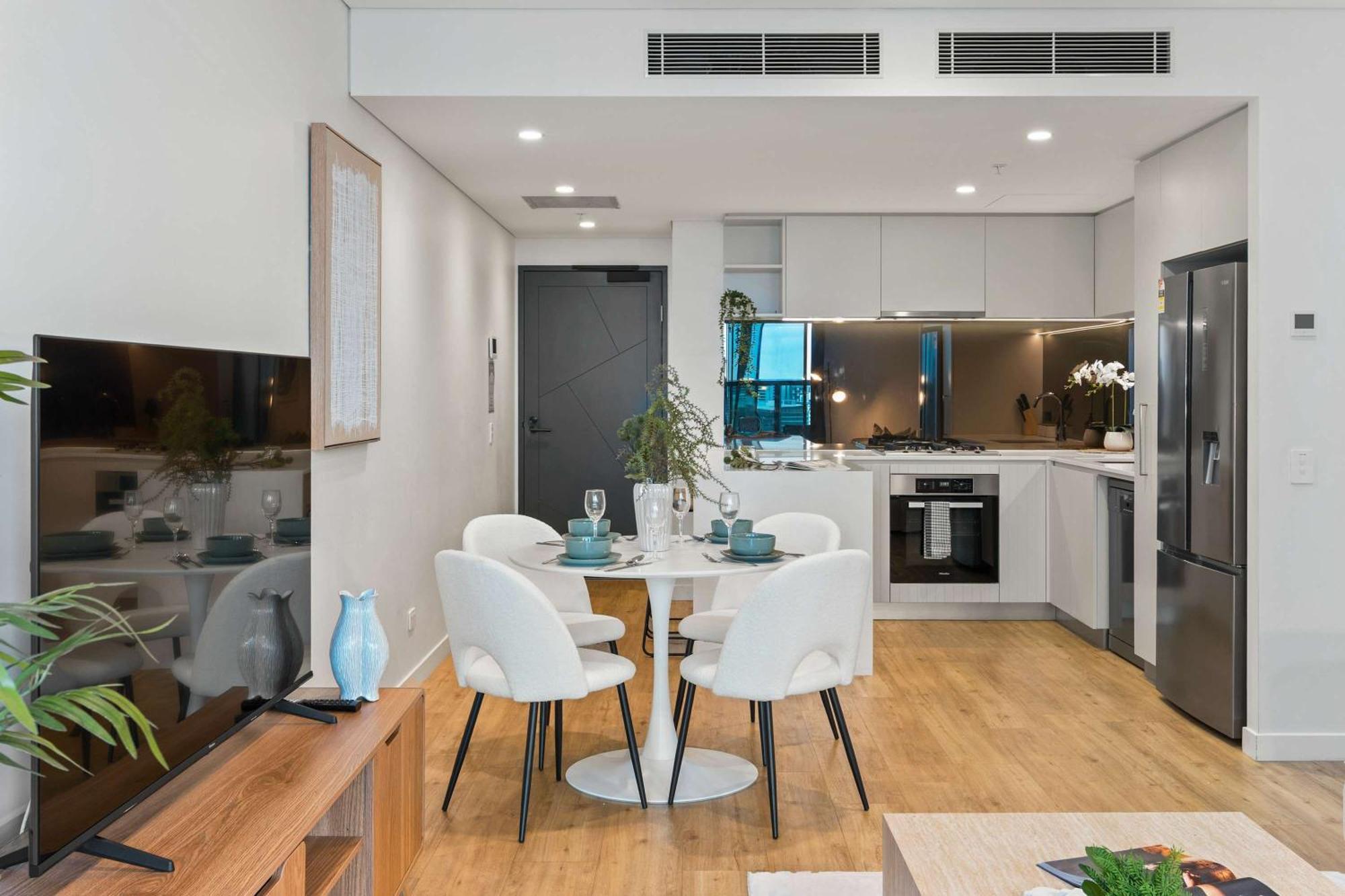 2br River And Fireworks View Brisbane