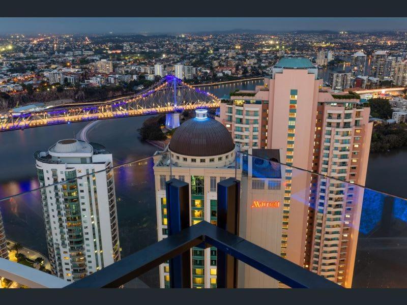 Apartment Spire 3105 High-rise Haven By Stylish Brisbane