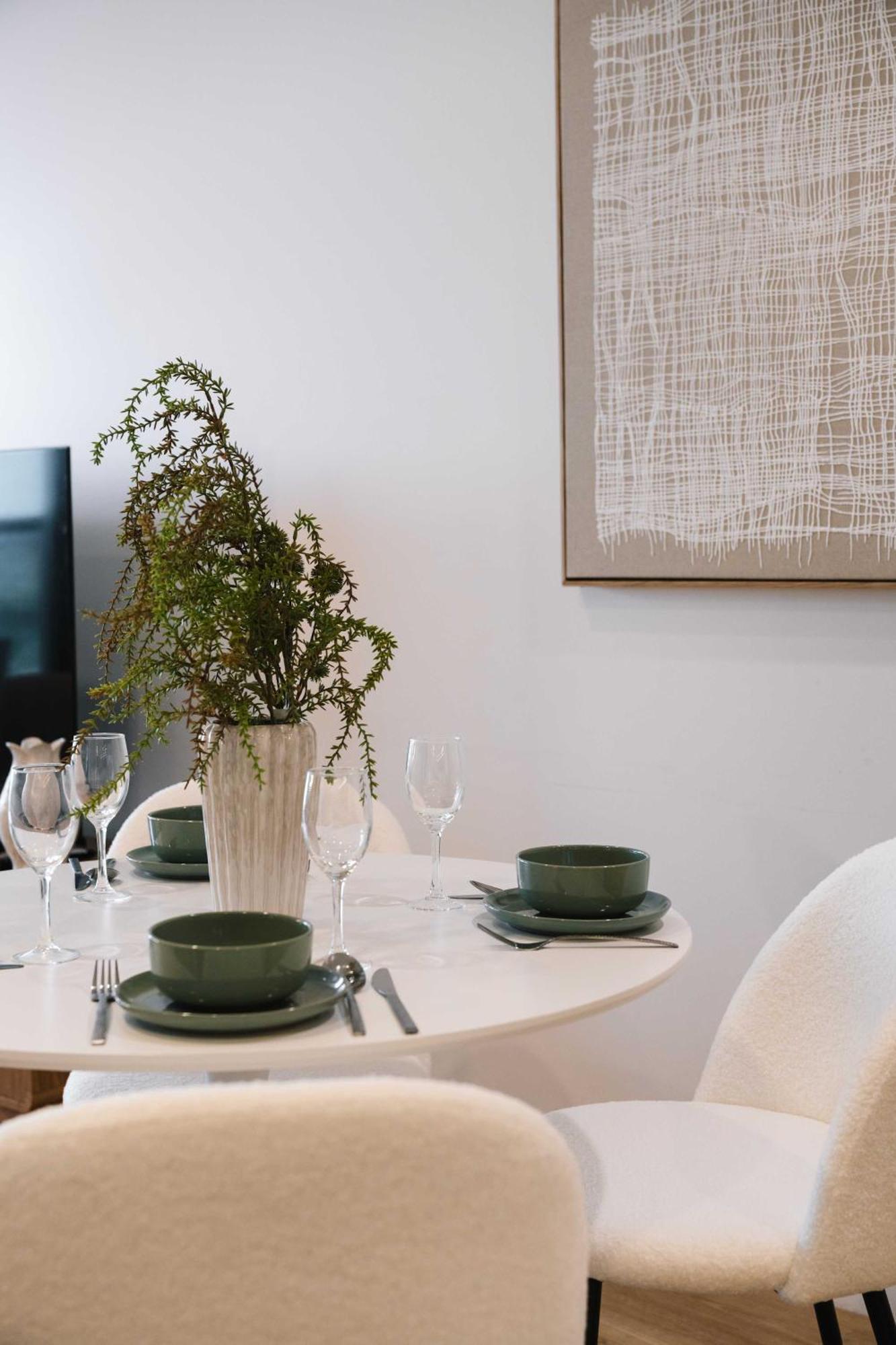 2br River And Fireworks View *