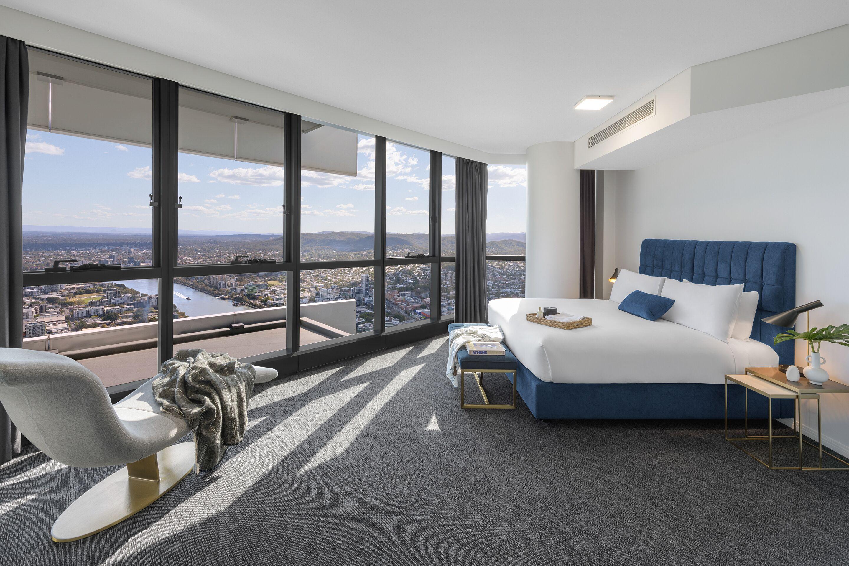Meriton Herschel Street, 5* Brisbane