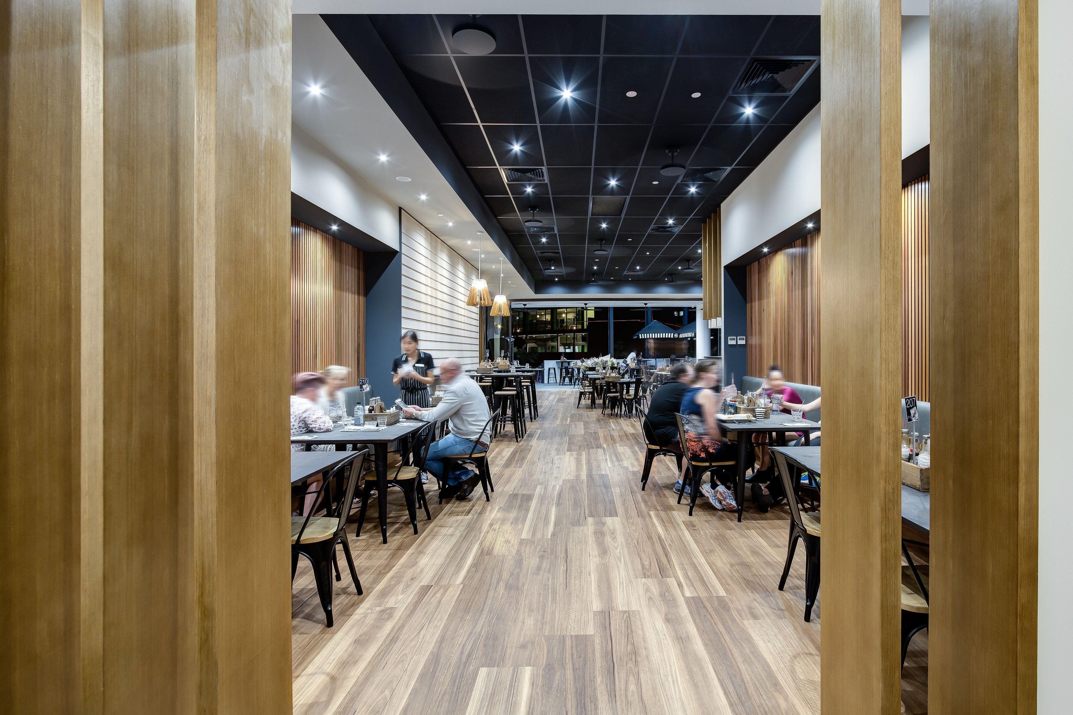 Courtyard By Marriott South Bank Hotel