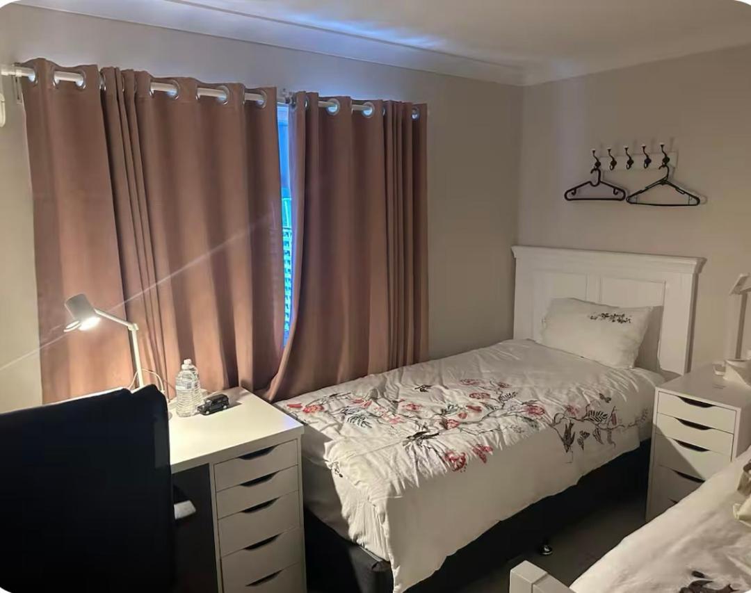 Uq Big 2 Bed For 2 People Q1 *