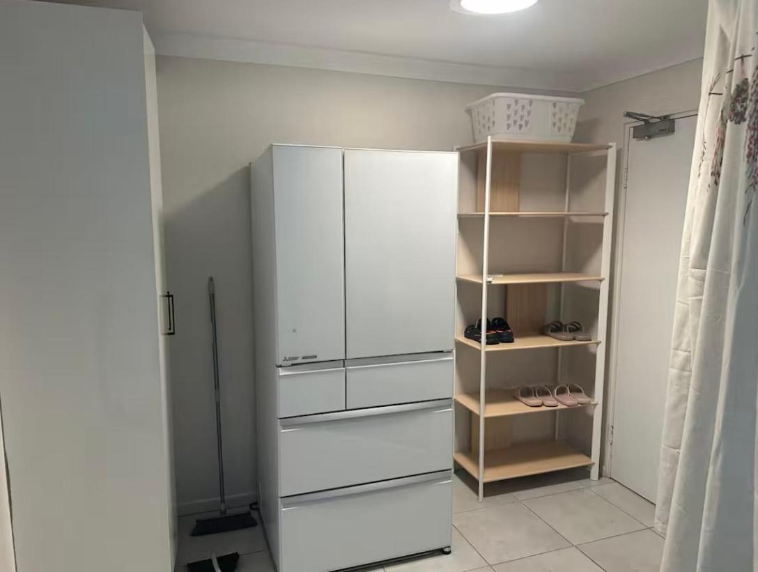 Homestay Uq Big 2 Bed For 2 People Q1 Brisbane