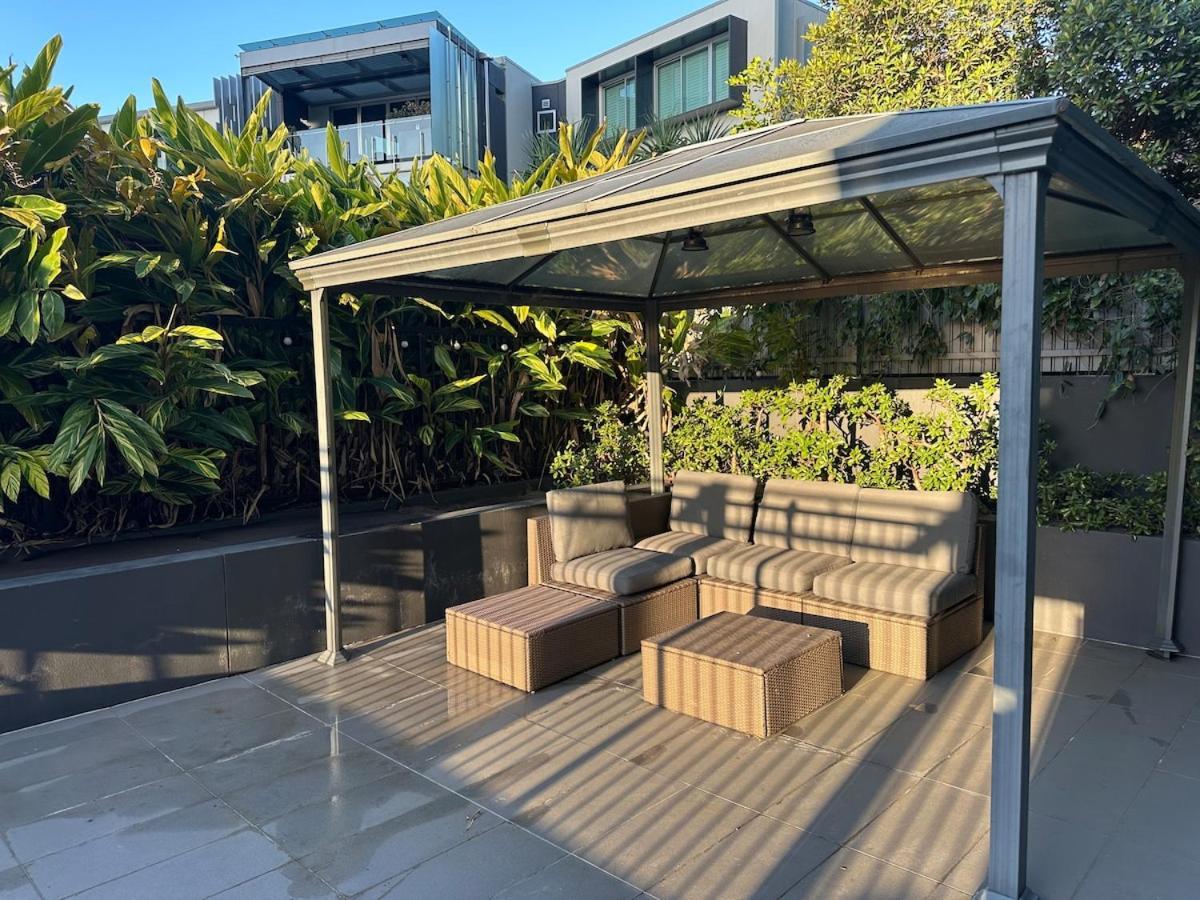 Mid-century Luxe - Story Bridge & River Views *