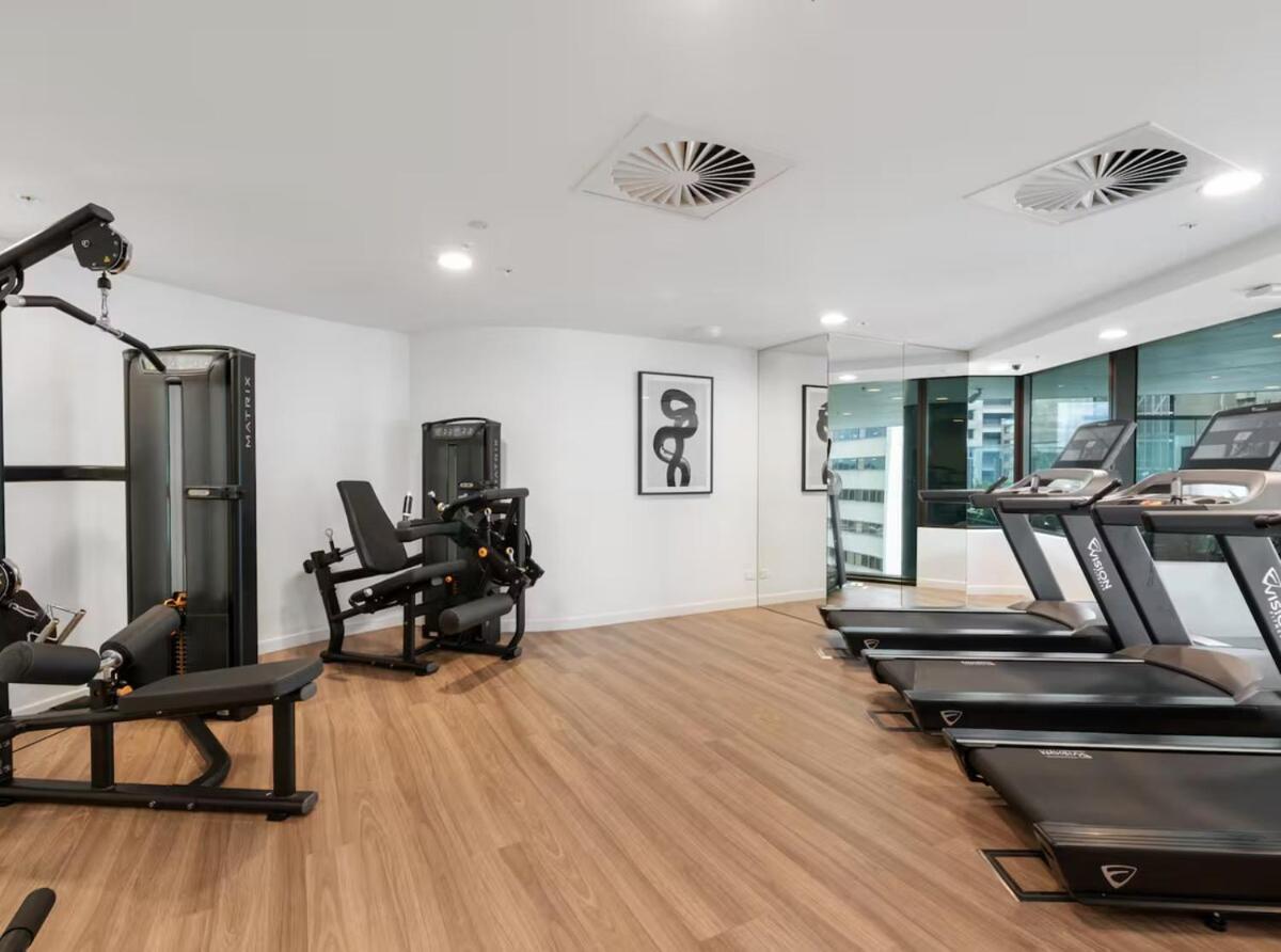 Iconic 1br River Views Sky Deck & Casino Living Apartment Brisbane