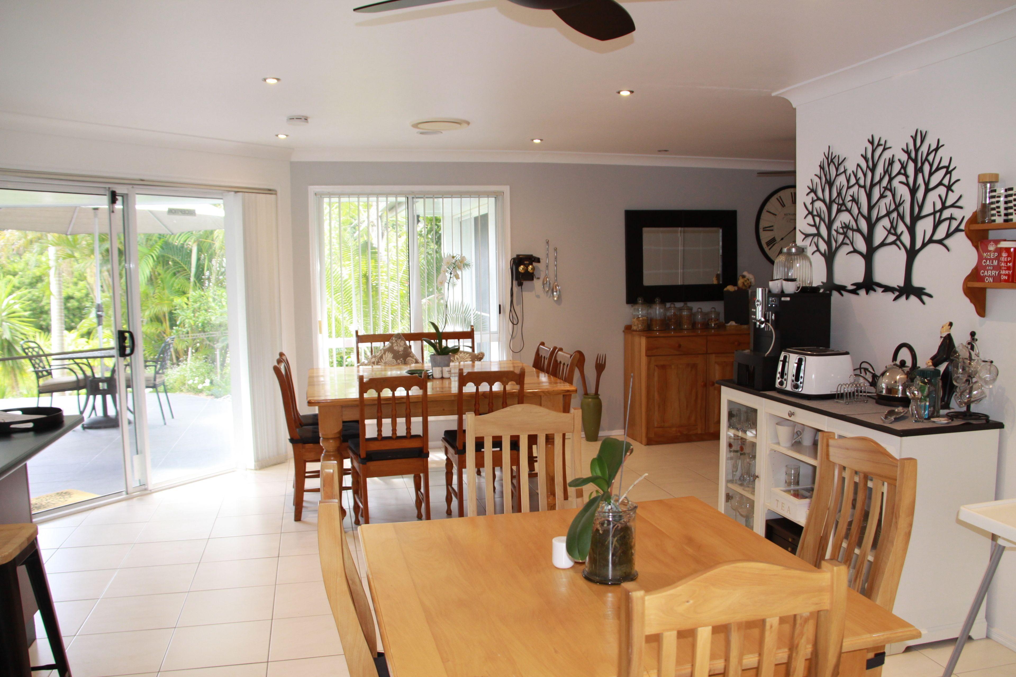 Bed & Breakfast Paperbark