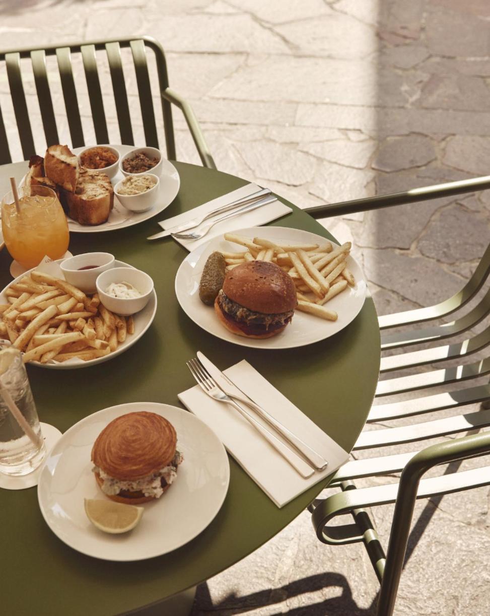 Fortitude Valley Prime Position 2 X Bed, View, Parking, Pool * Brisbane