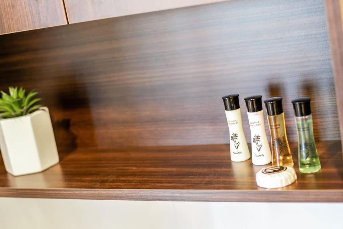 Lvl 76 Sleep Among The Clouds By Stylish Apartment