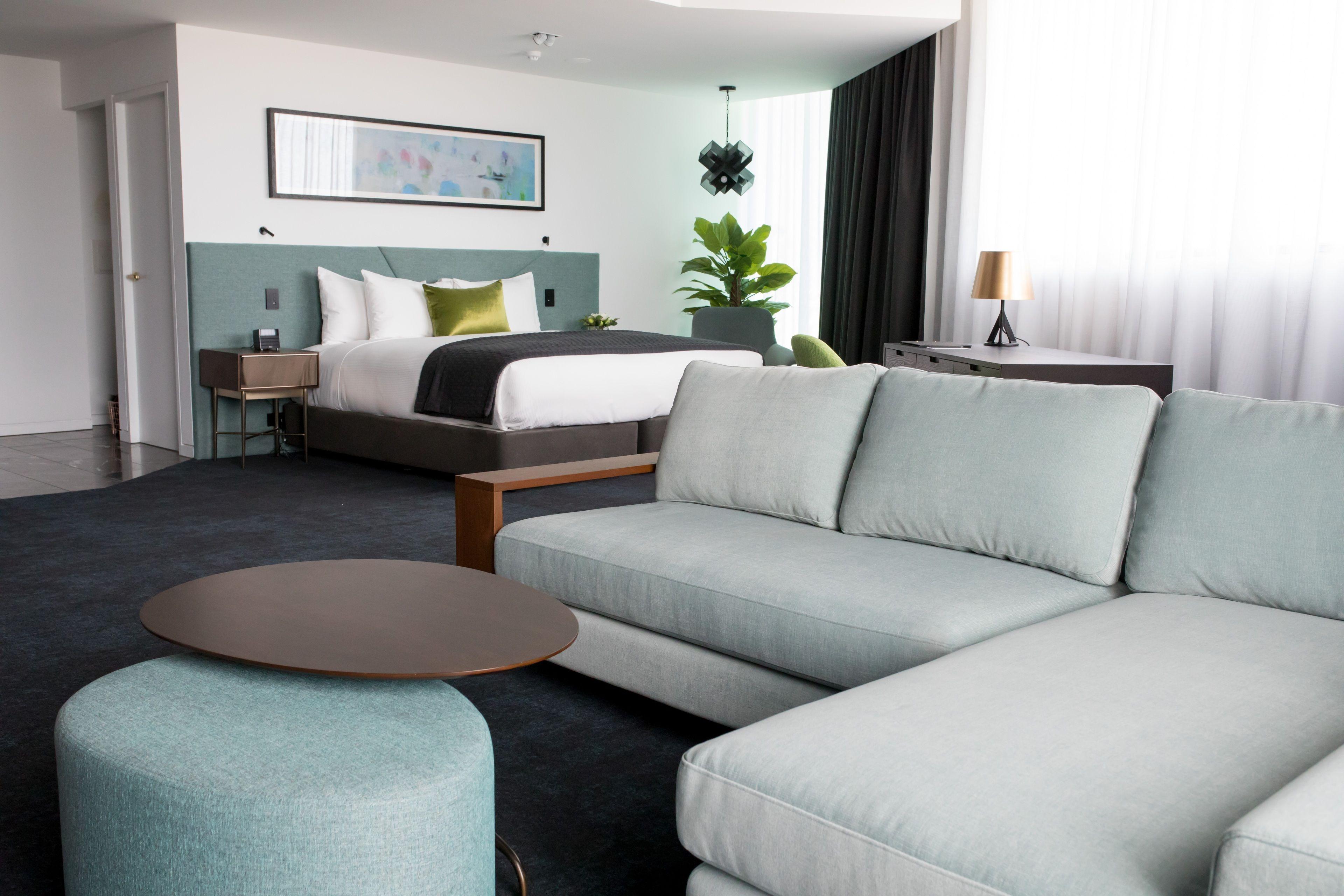 Hotel Eatons Hill 4*