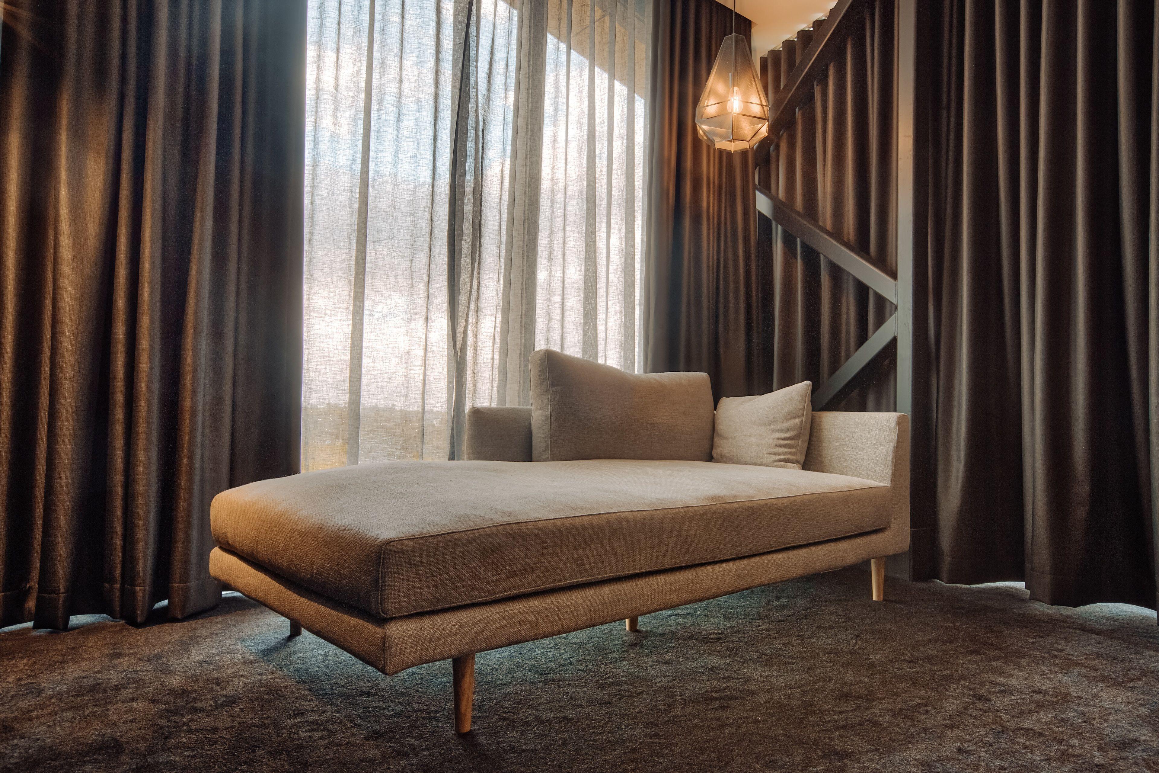 Eatons Hill 4* Brisbane