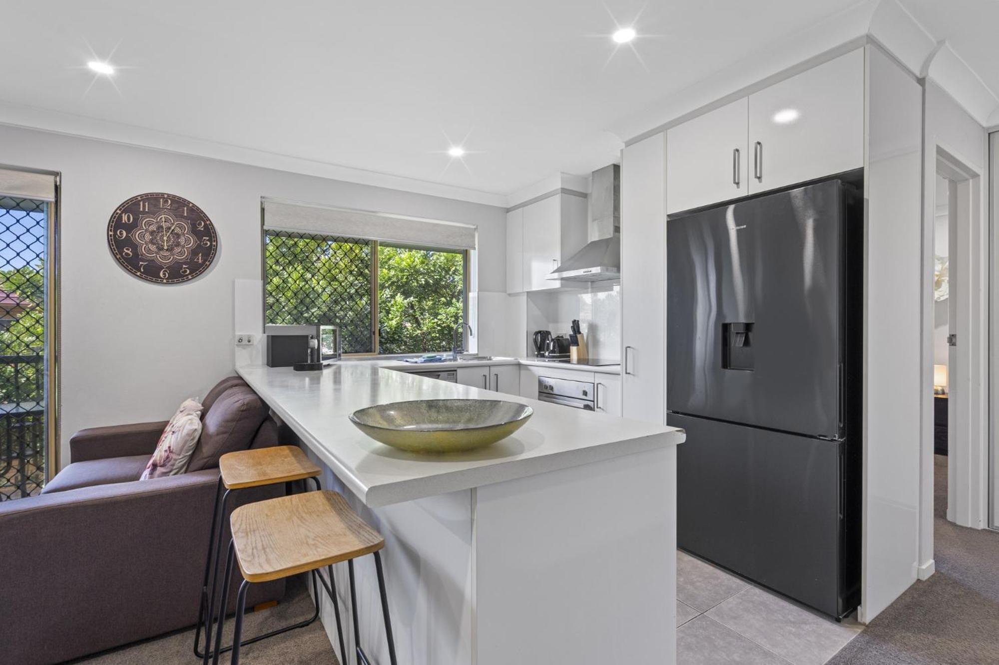 Apartment Charming 3-bed Near Local Shops Brisbane