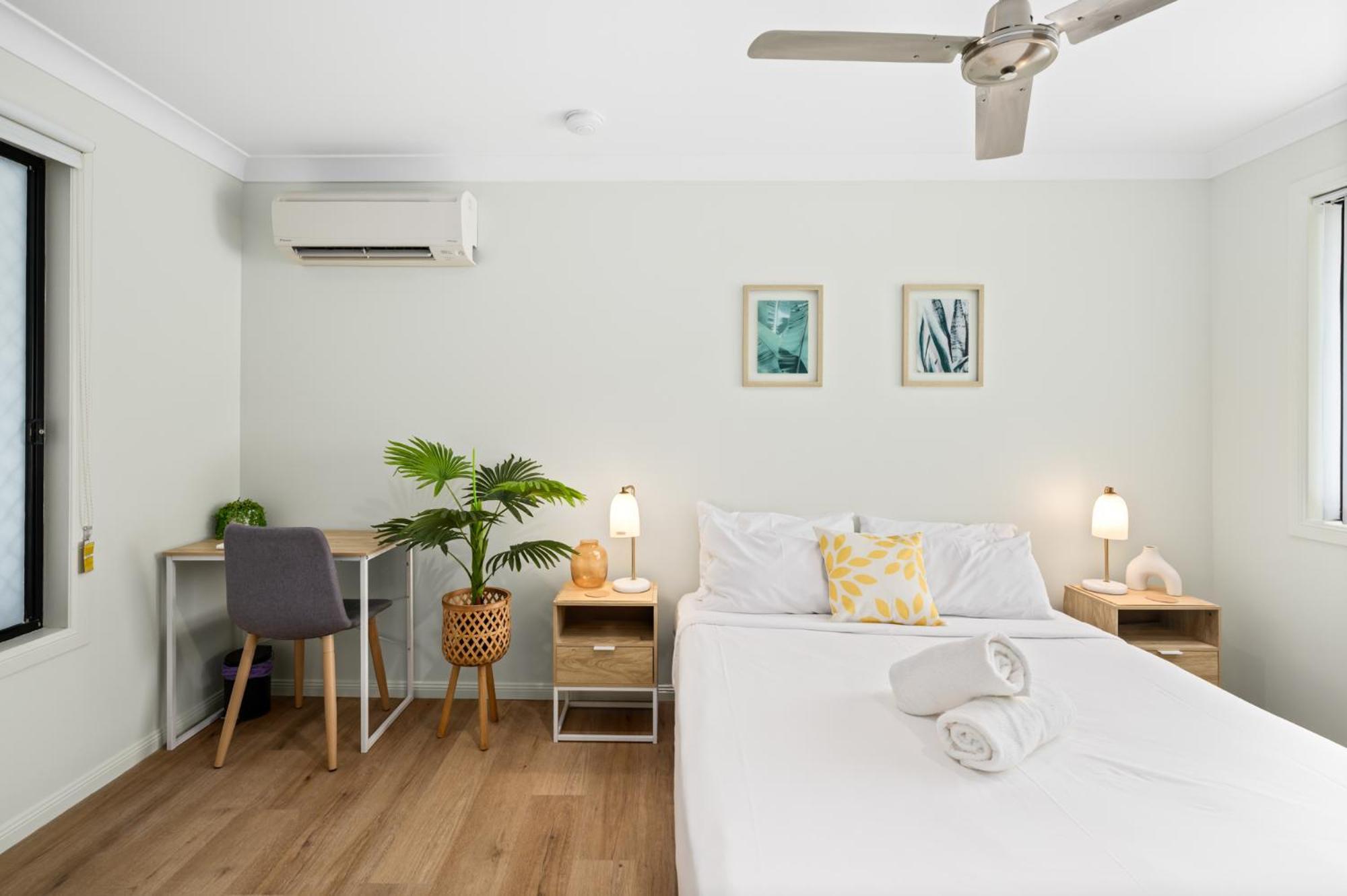 Smart Self Check-in - Sunnybank Station Apartment
