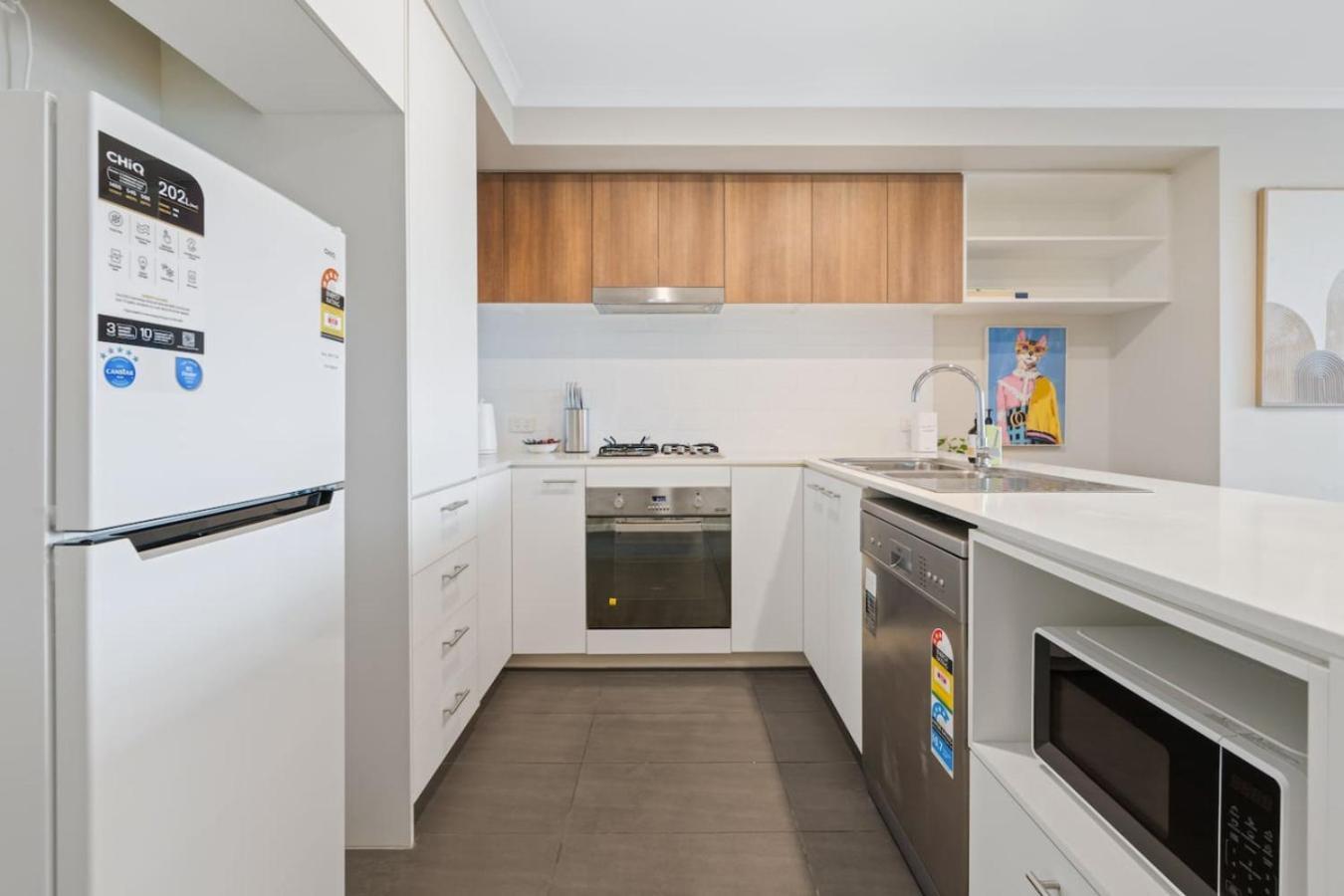 Workspace Walk To Train And Shops Free Carpark *