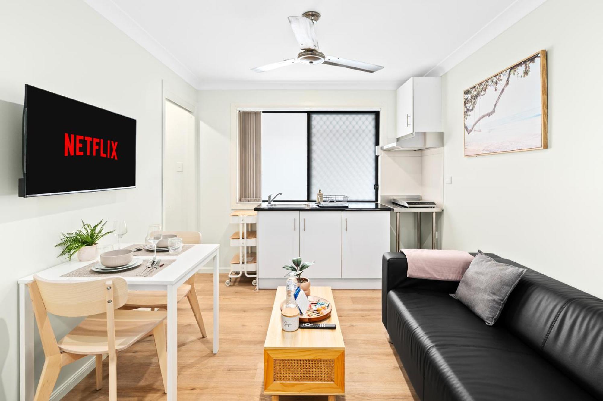 Smart Self Check-in - Sunnybank Station Apartment *