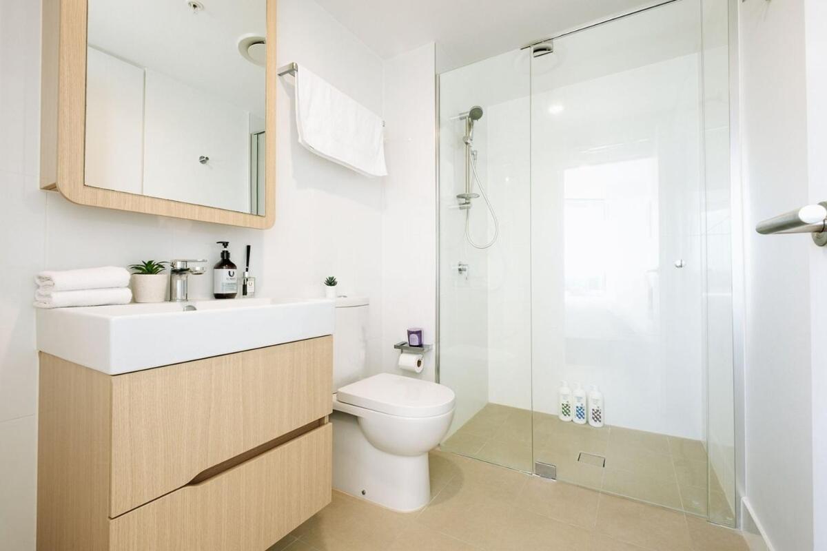 Apartment Twin Retreat With Views @ One Brisbane