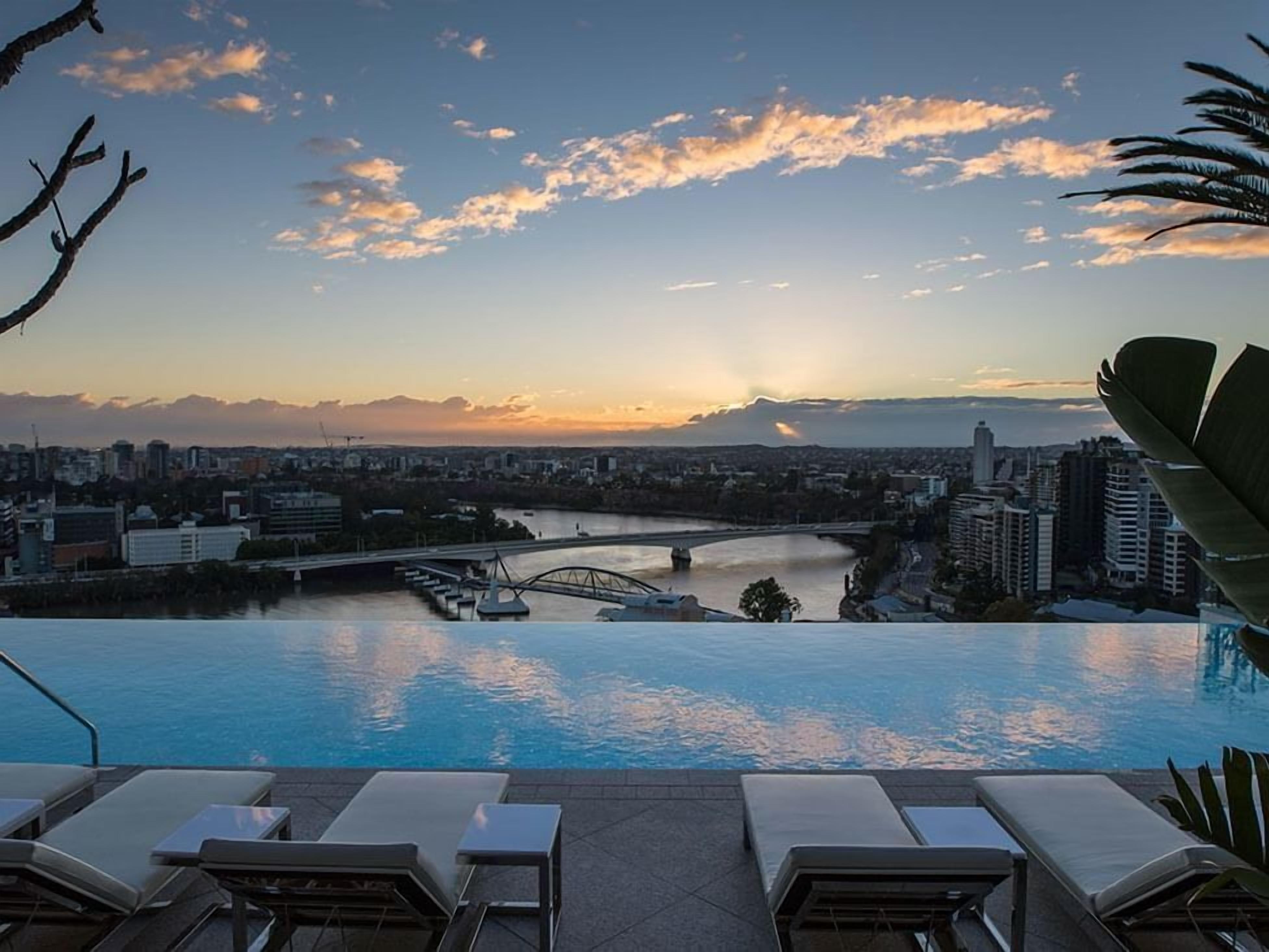 Emporium South Bank 5*