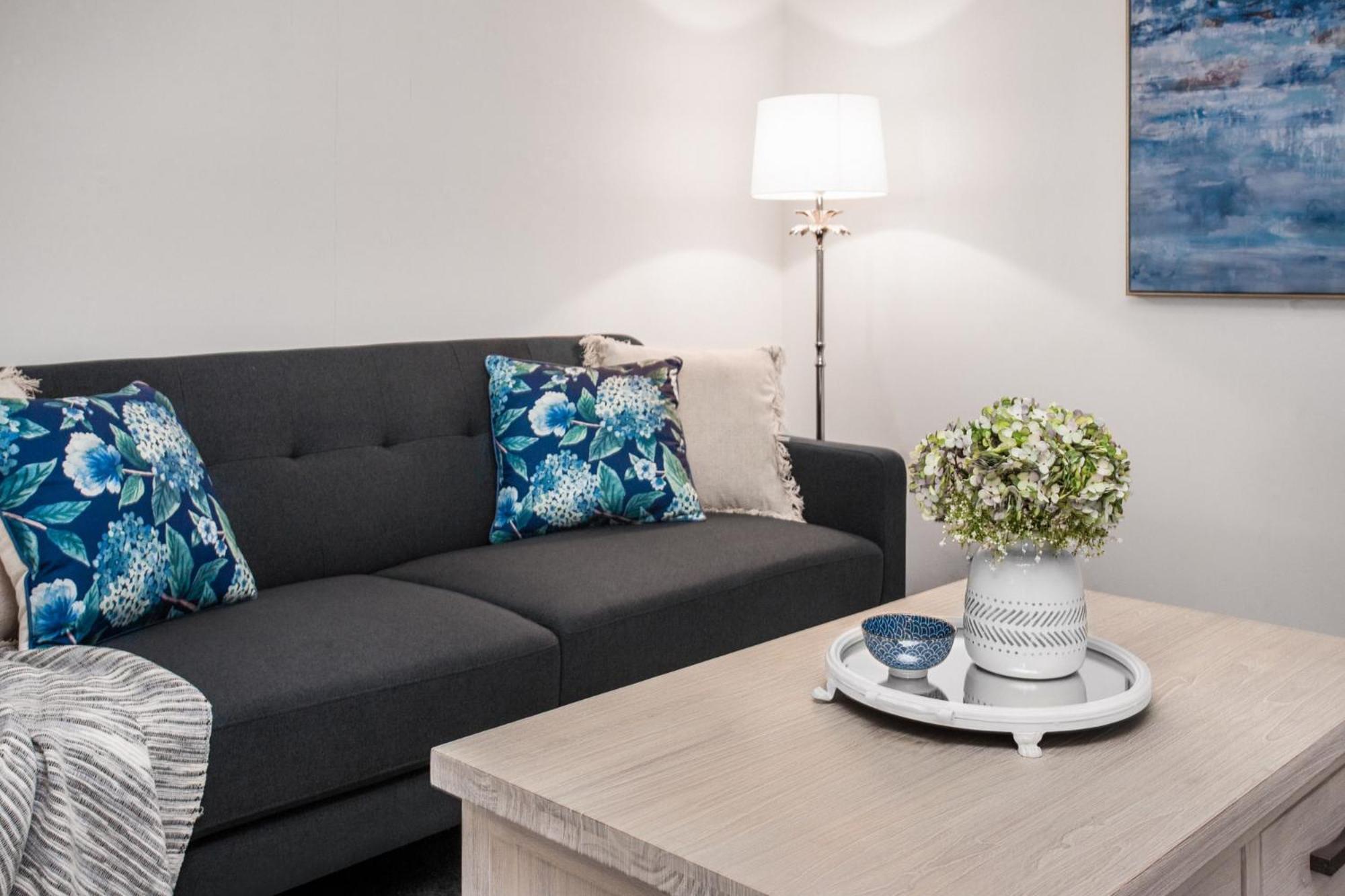 Apartment 2-bed Near Cbd With Pool Sauna & Bbq Brisbane