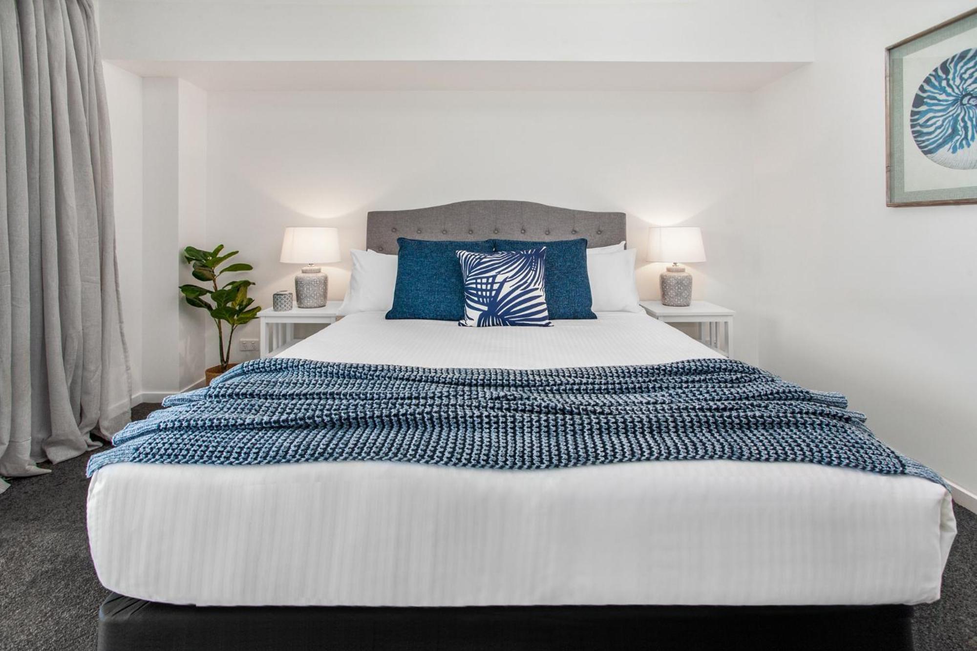 2-bed Near Cbd With Pool Sauna & Bbq * Brisbane