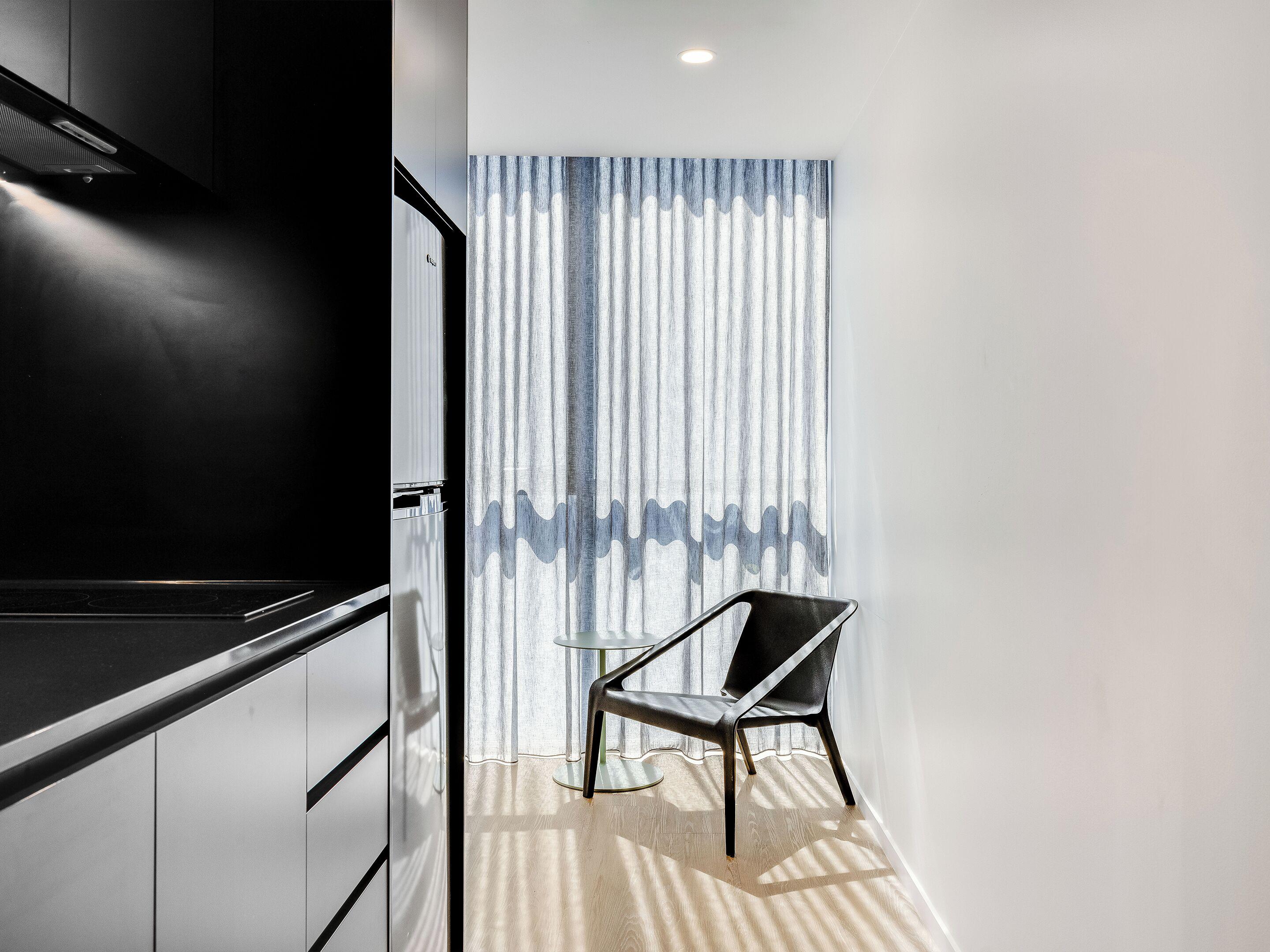 Rambla At South Sq *