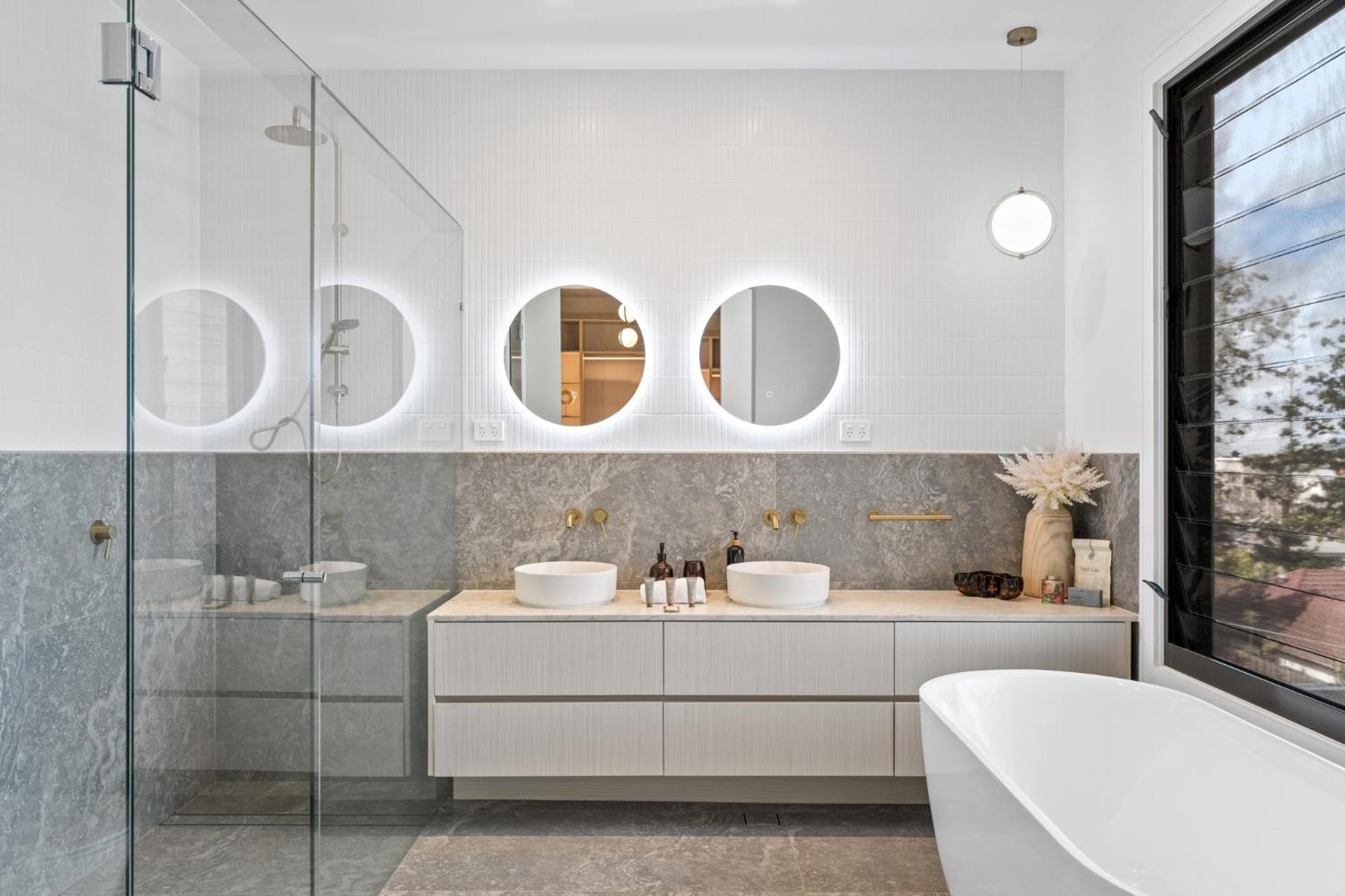 Deluxe 4-bed With Pool & Fire Pit Holiday home *