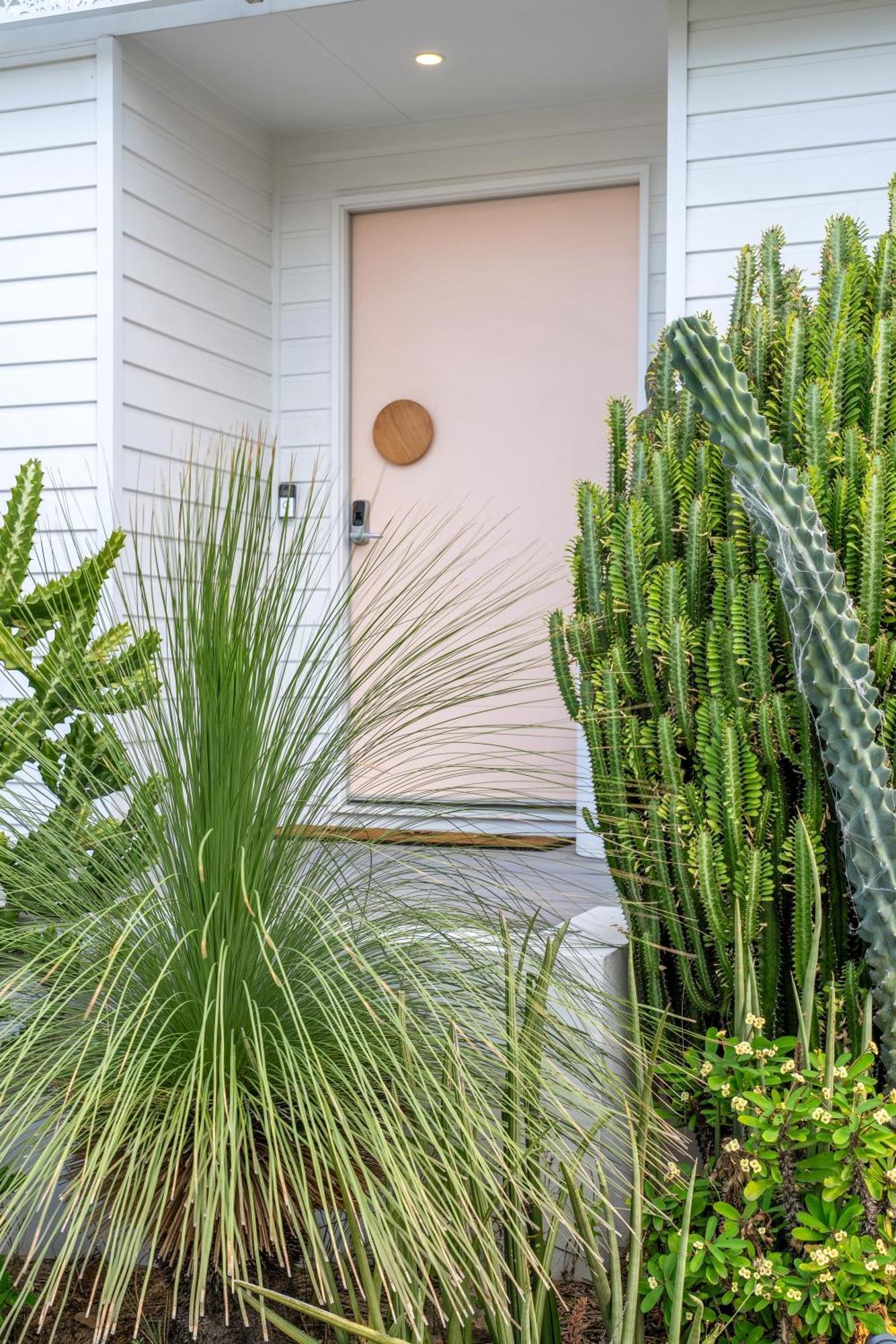 Deluxe 4-bed With Pool & Fire Pit Holiday home *