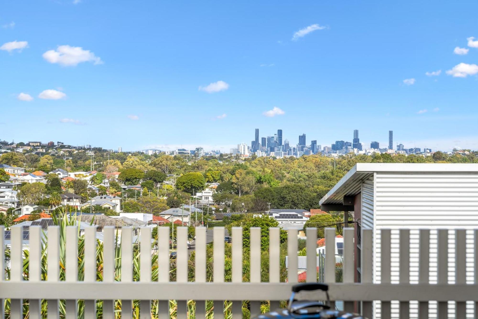 Deluxe 4-bed With Pool & Fire Pit