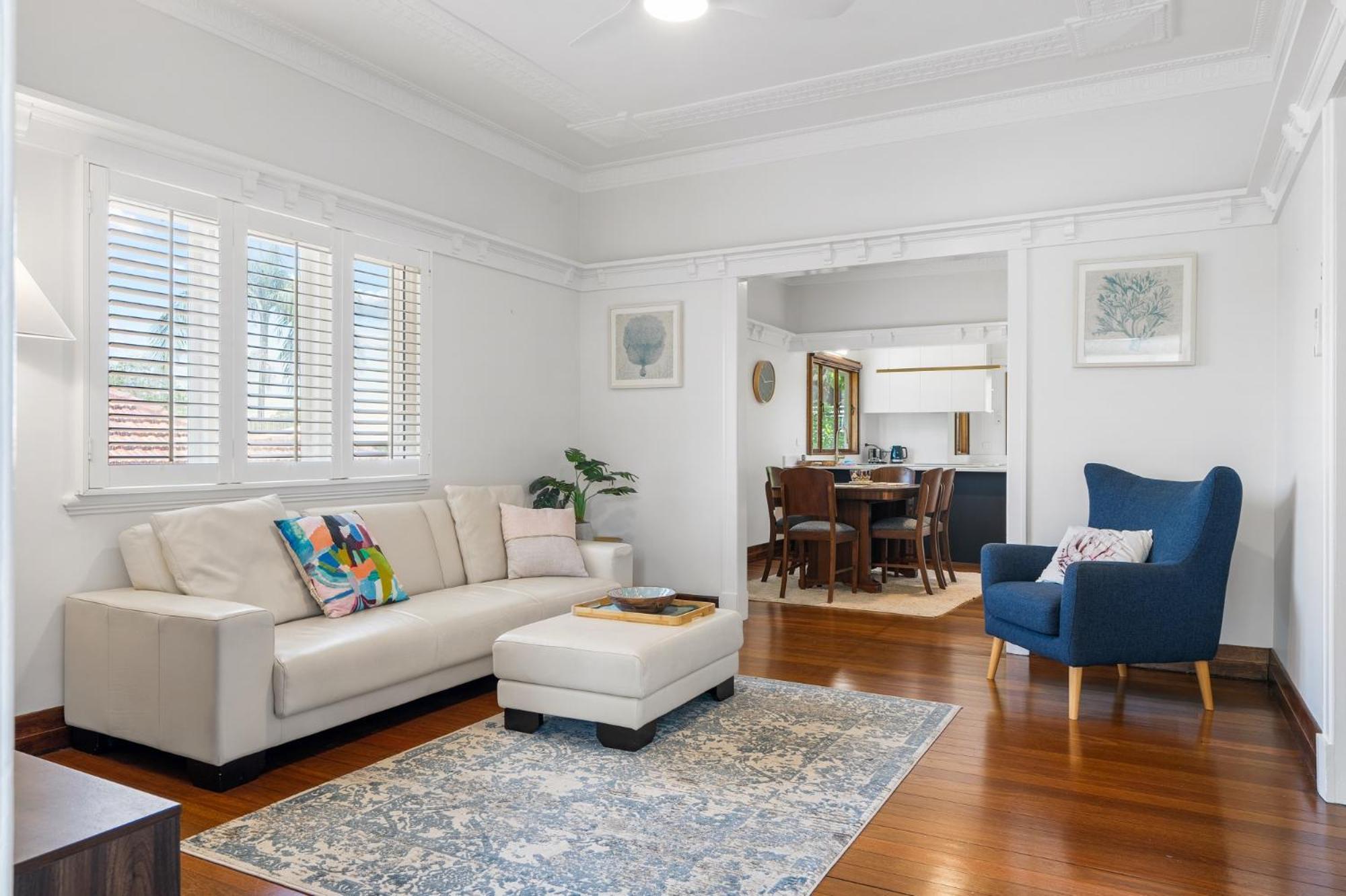 Family-friendly In Vibrant West End Holiday home *