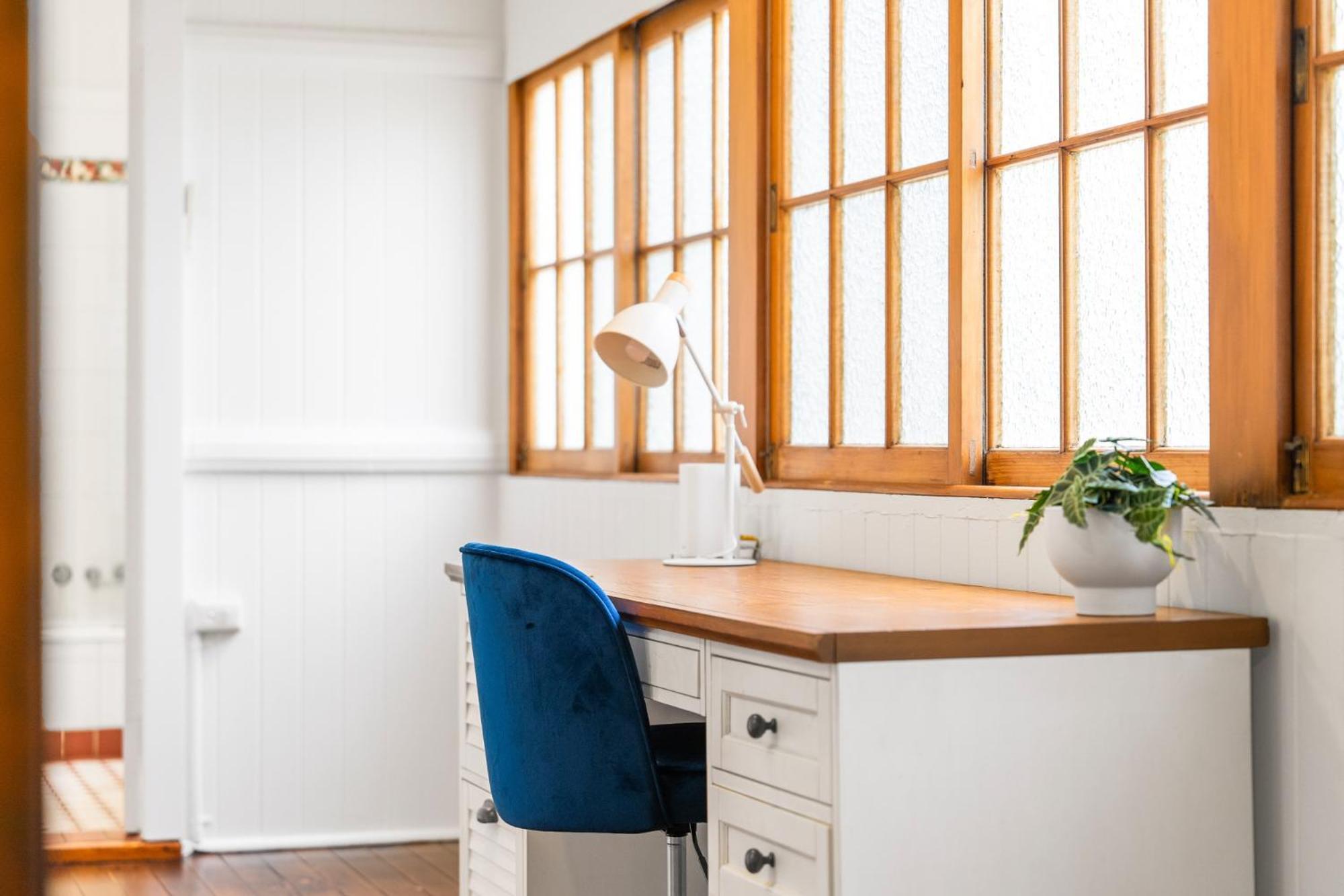 Holiday home Family-friendly In Vibrant West End *