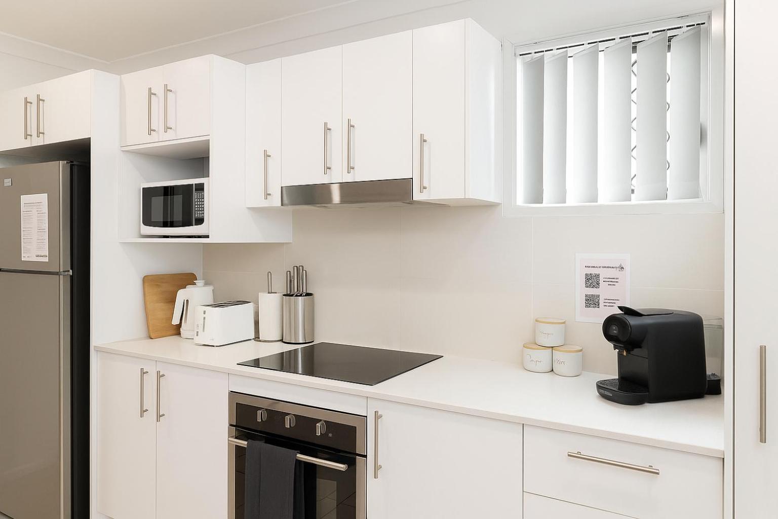 Apartment Smart Self Check-in - S Freney