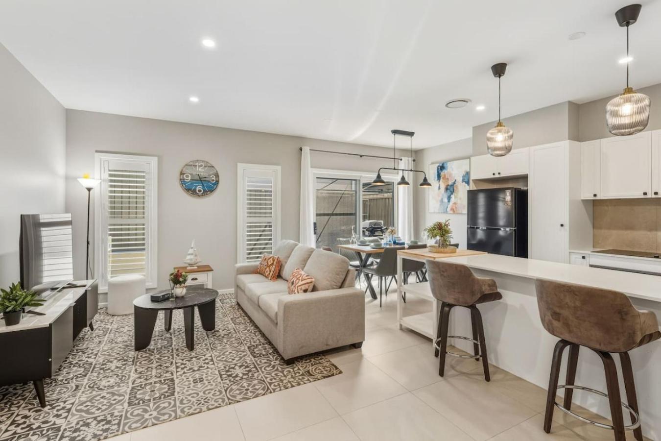 Modern Family Oasis Luxe With Balcony Ac And Backyard) Brisbane