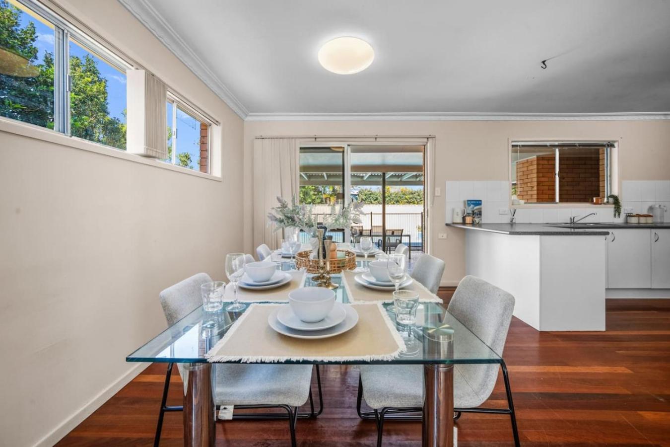 Holiday home Chic Vibes Oasis Pool And Patio Comfort For Groups Brisbane