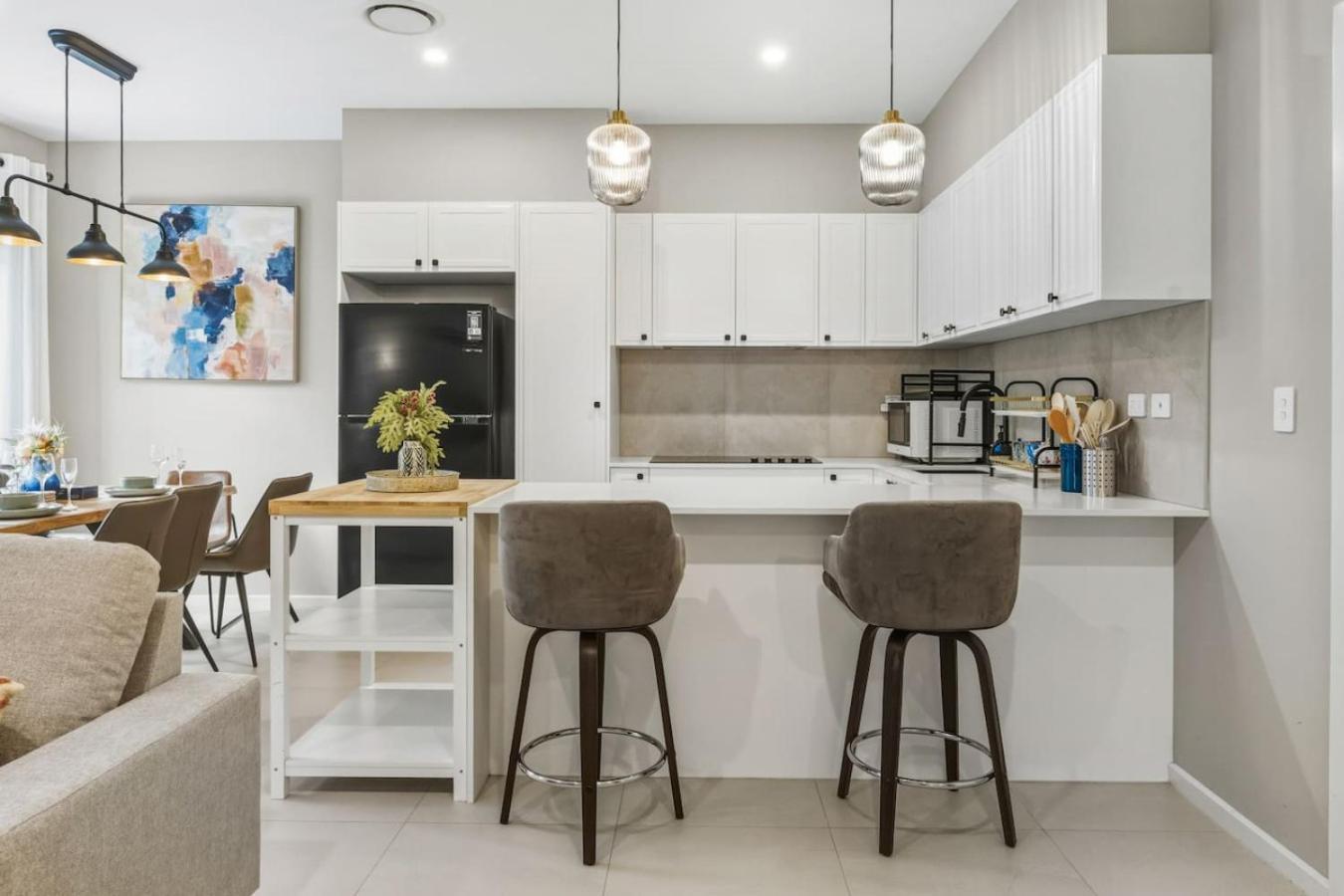 Modern Family Oasis Luxe With Balcony Ac And Backyard) * Brisbane