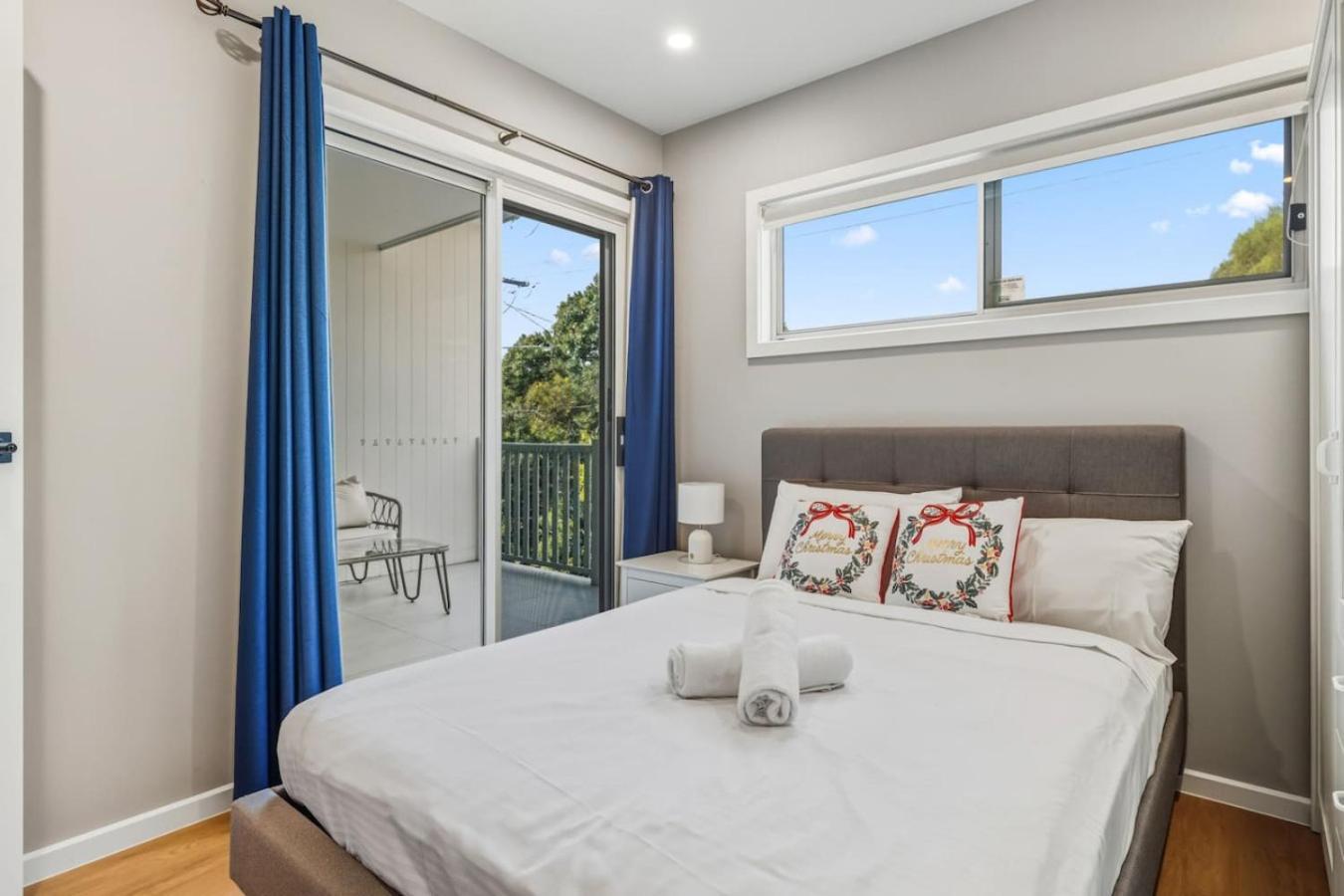 Modern Family Oasis Luxe With Balcony Ac And Backyard) Holiday home *