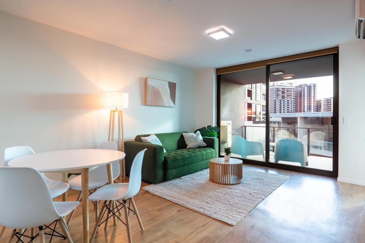 Walk To South & Convention Centre *