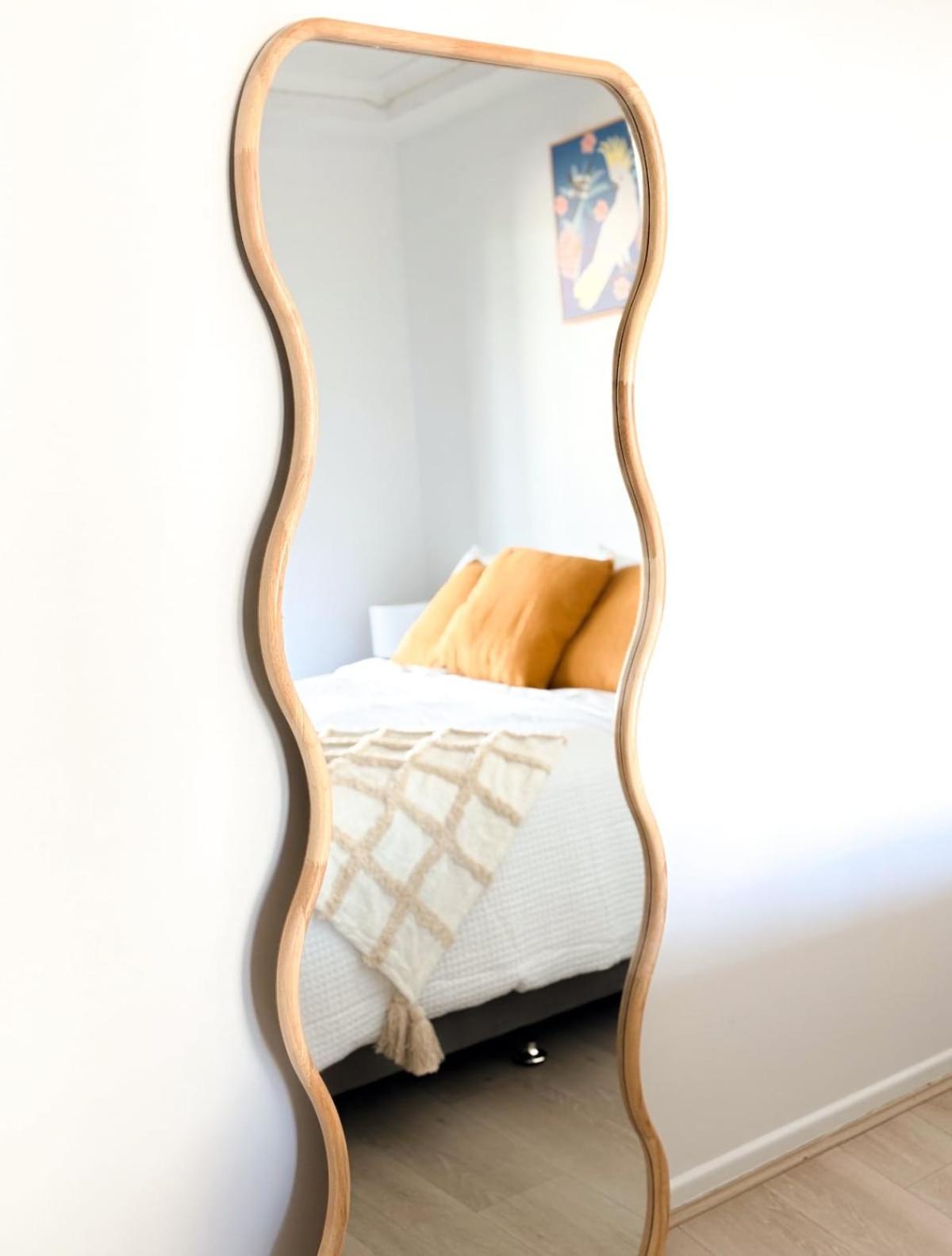 Apartment Oasis - Free Parking Gym Pool - Sleep 6