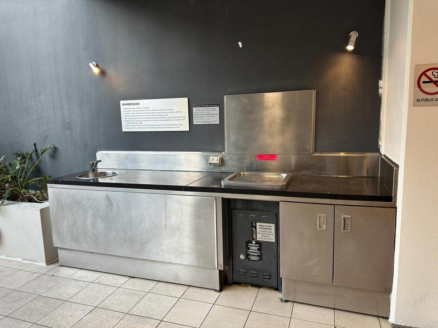 Modern Cbd 2 Bedroom With Free Parking