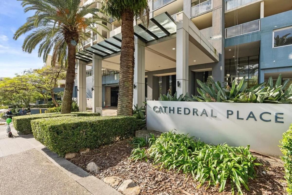 Oasis - Free Parking Gym Pool - Sleep 6 Apartment Brisbane